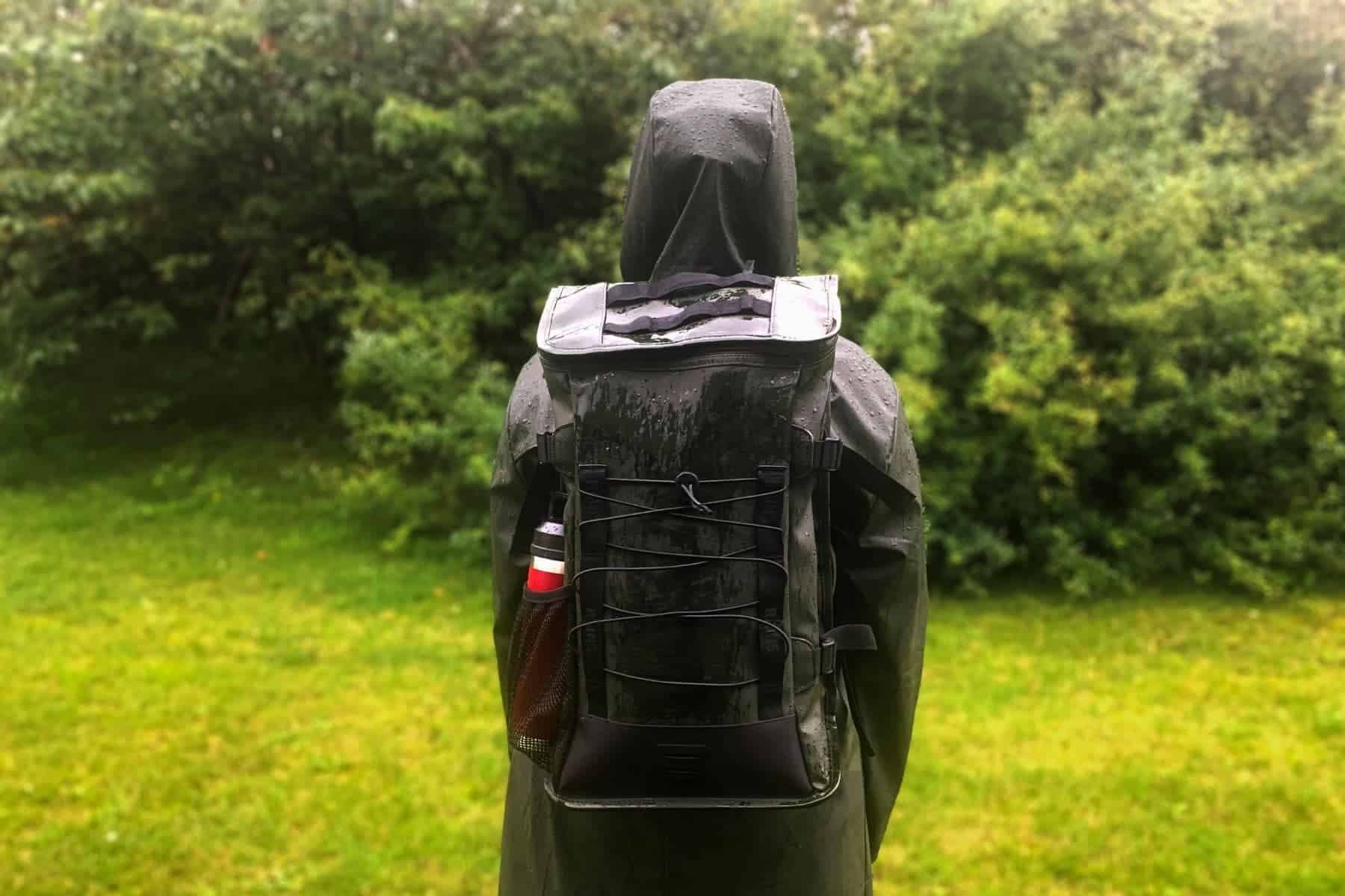 The Rains Trail Mountaineer Bag