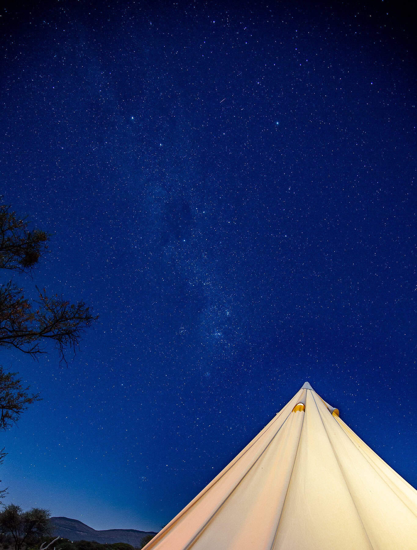 winter-camping-night-sky