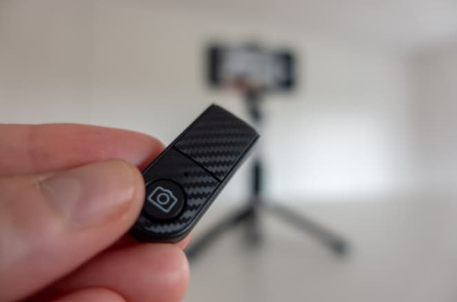 Yoozon Selfie Stick Tripod Ease Of Use