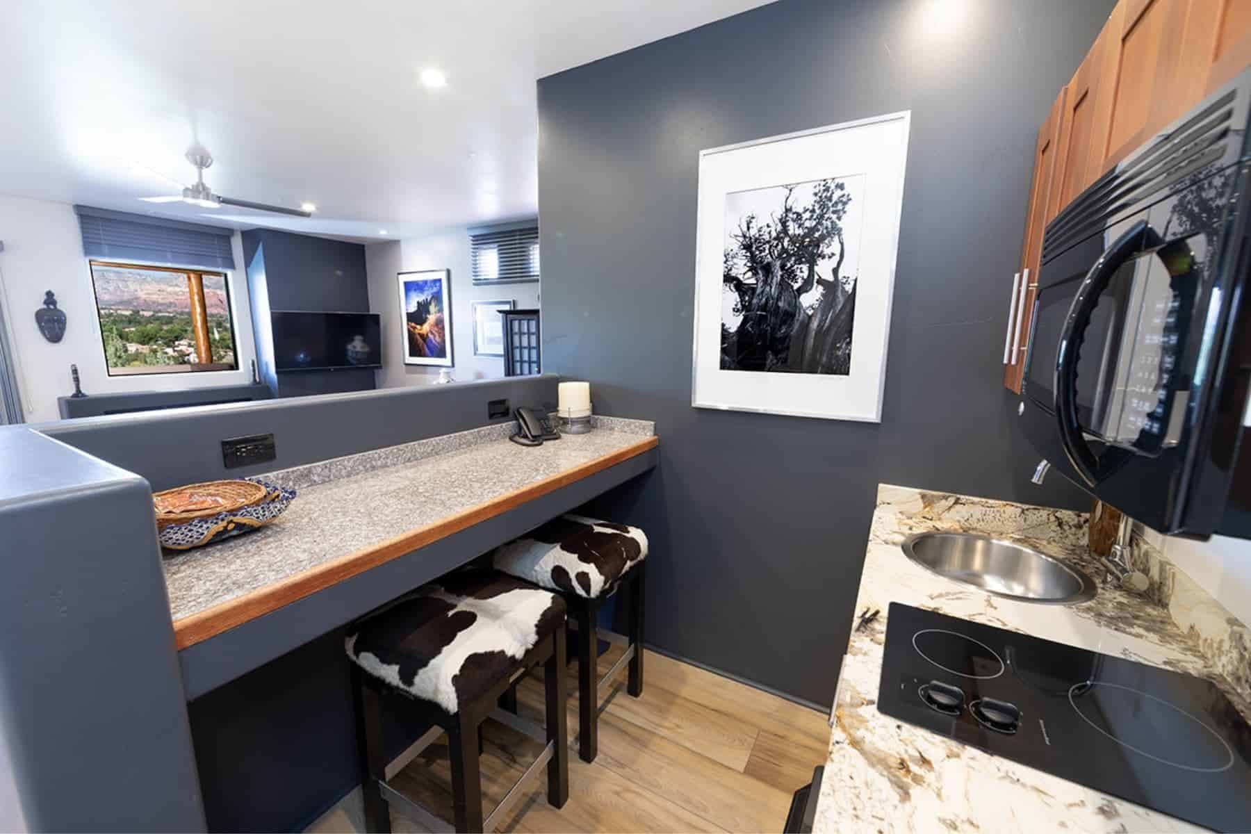 a-sunset-chateau-kitchen