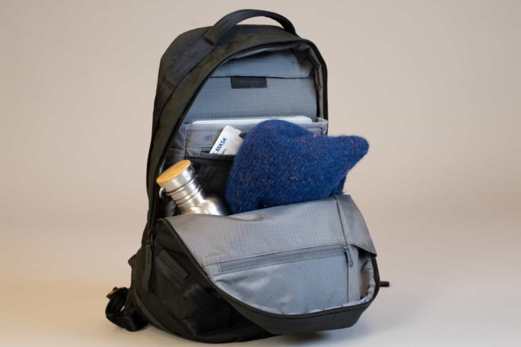 Able Carry Main Compartment