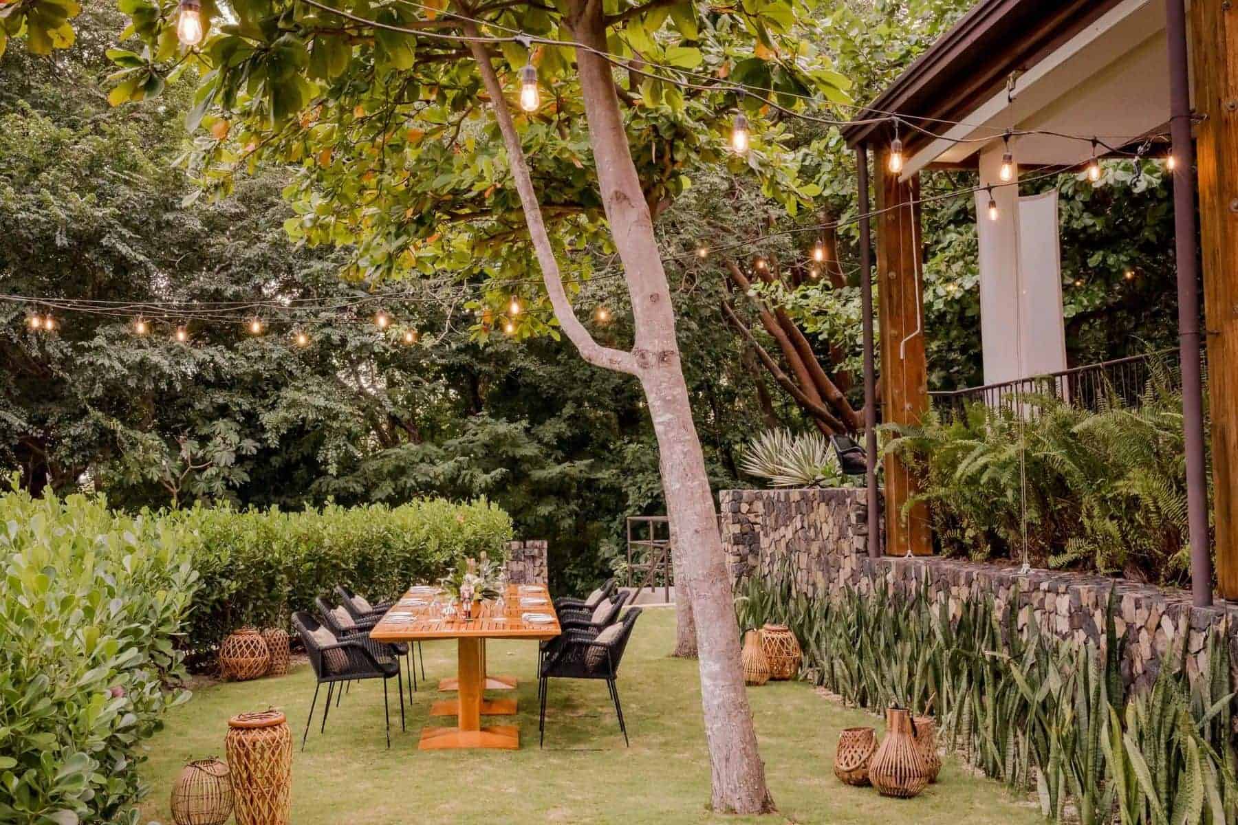 andaz-costa-rica-at-peninsula-papagayo-outdoor-dine