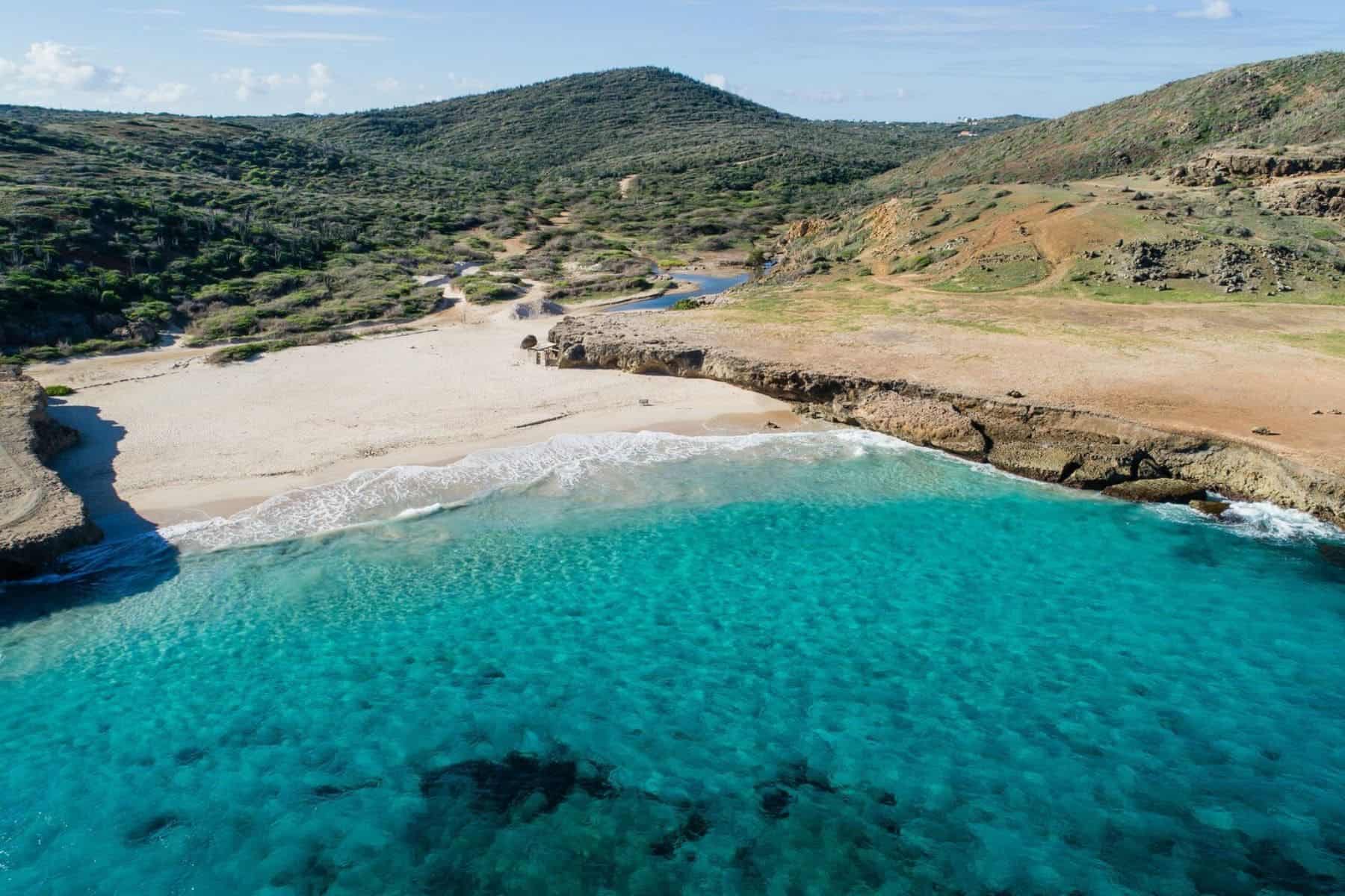 andicuri-beach-front
