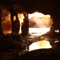 Natural Pool & Indian Caves Tour