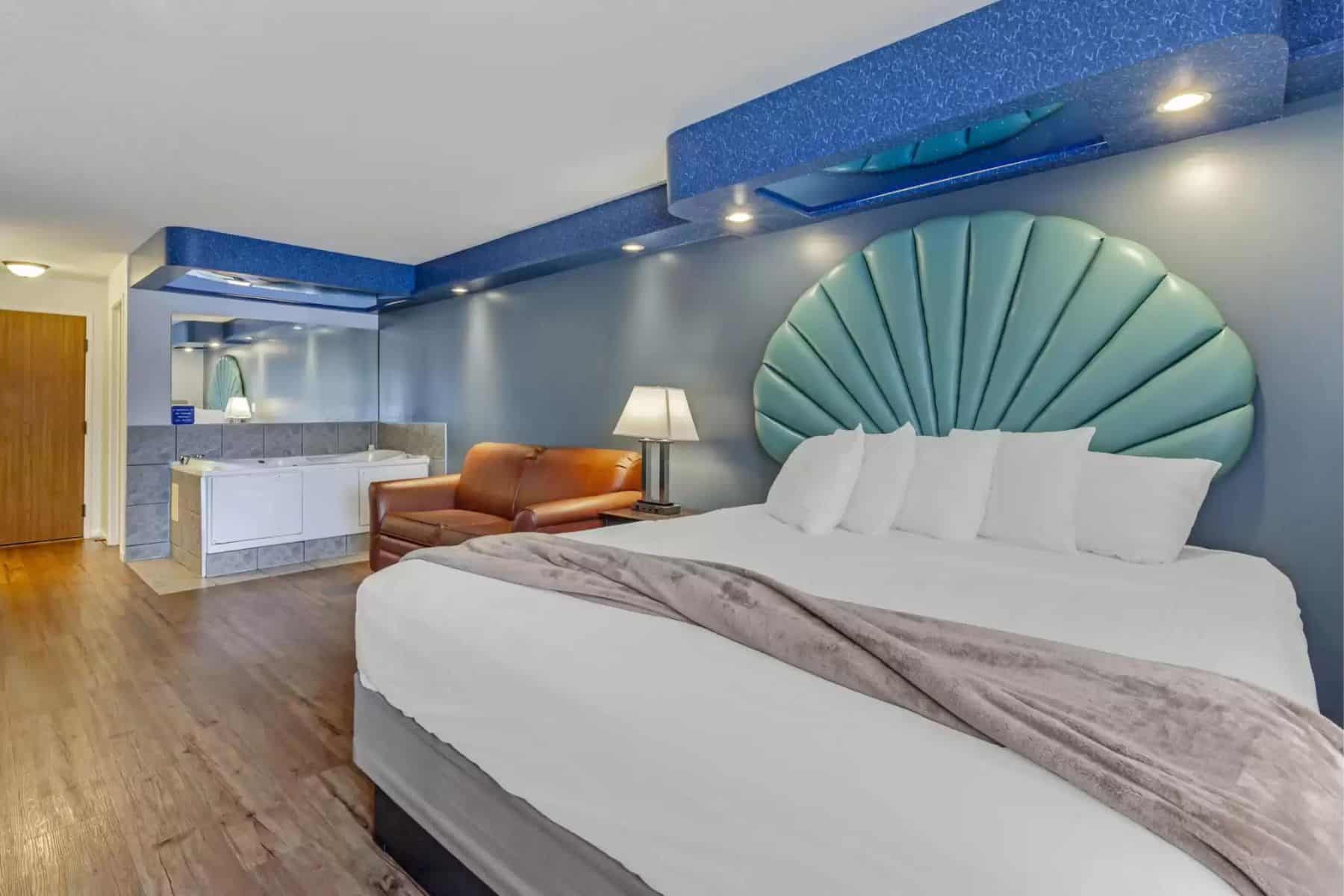 Atlantis Family Waterpark Hotel Bed Room