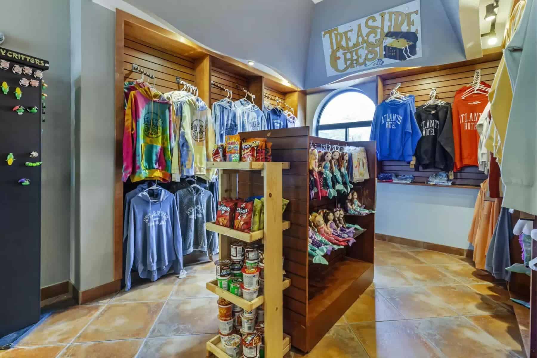 atlantis-family-waterpark-hotel-marketplace