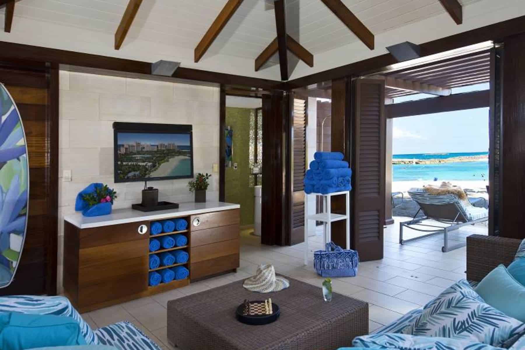 Atlantis Paradise Island Bahamas Living