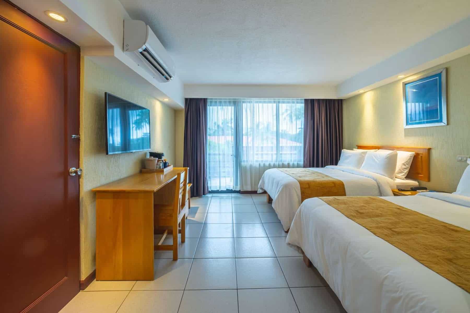 best-western-jaco-beach-bedroom