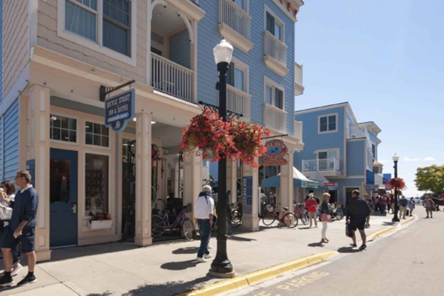 Bicycle Street Inn Front