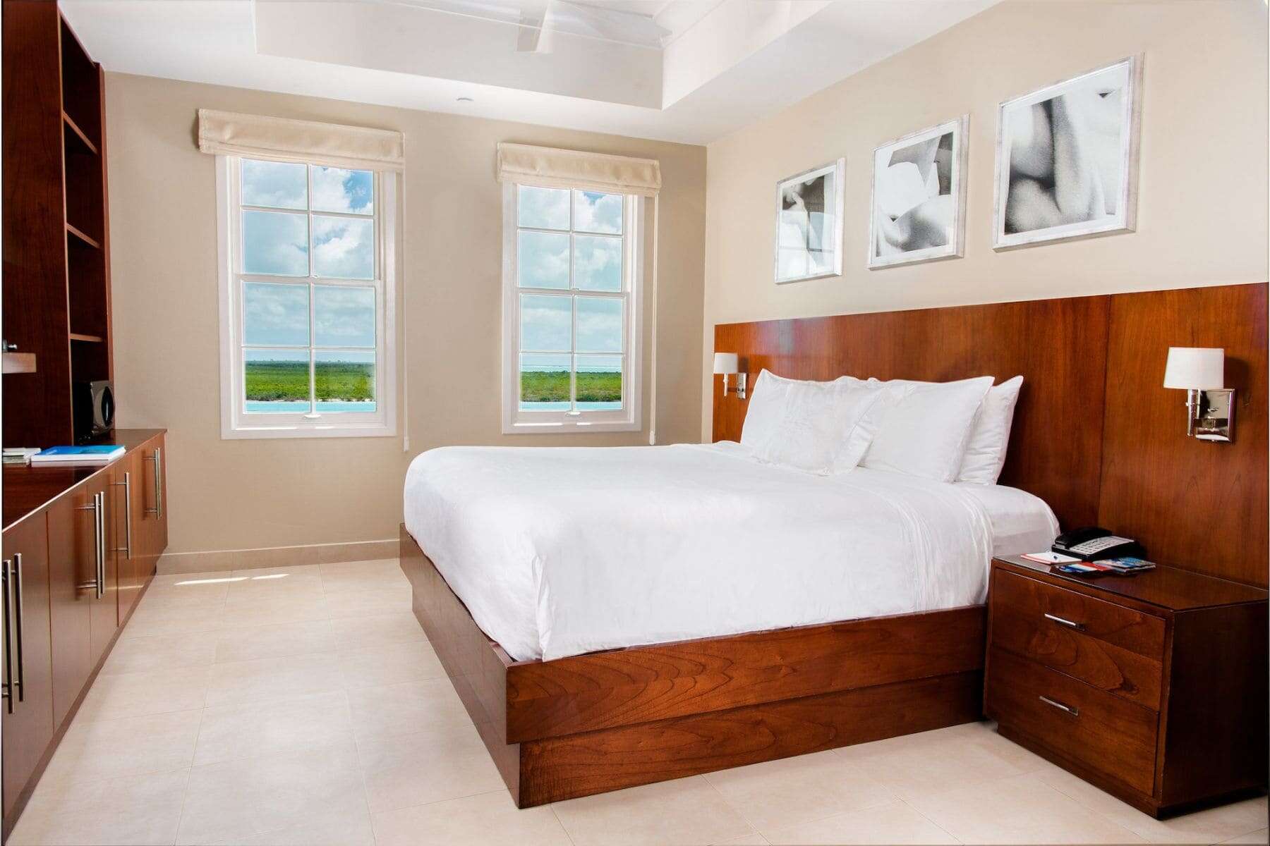 blue-haven-resort-bedroom