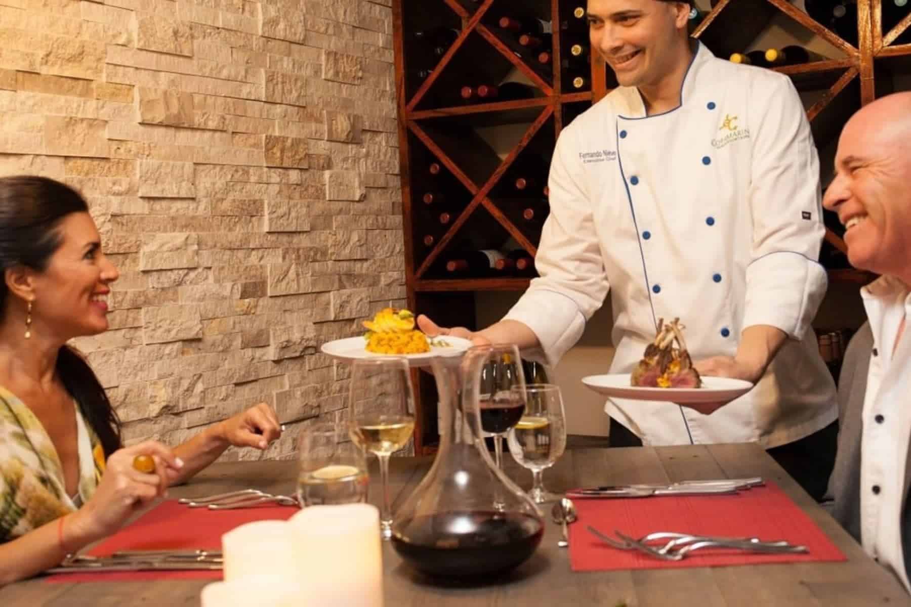 copamarina-beach-resort-and-spa-food