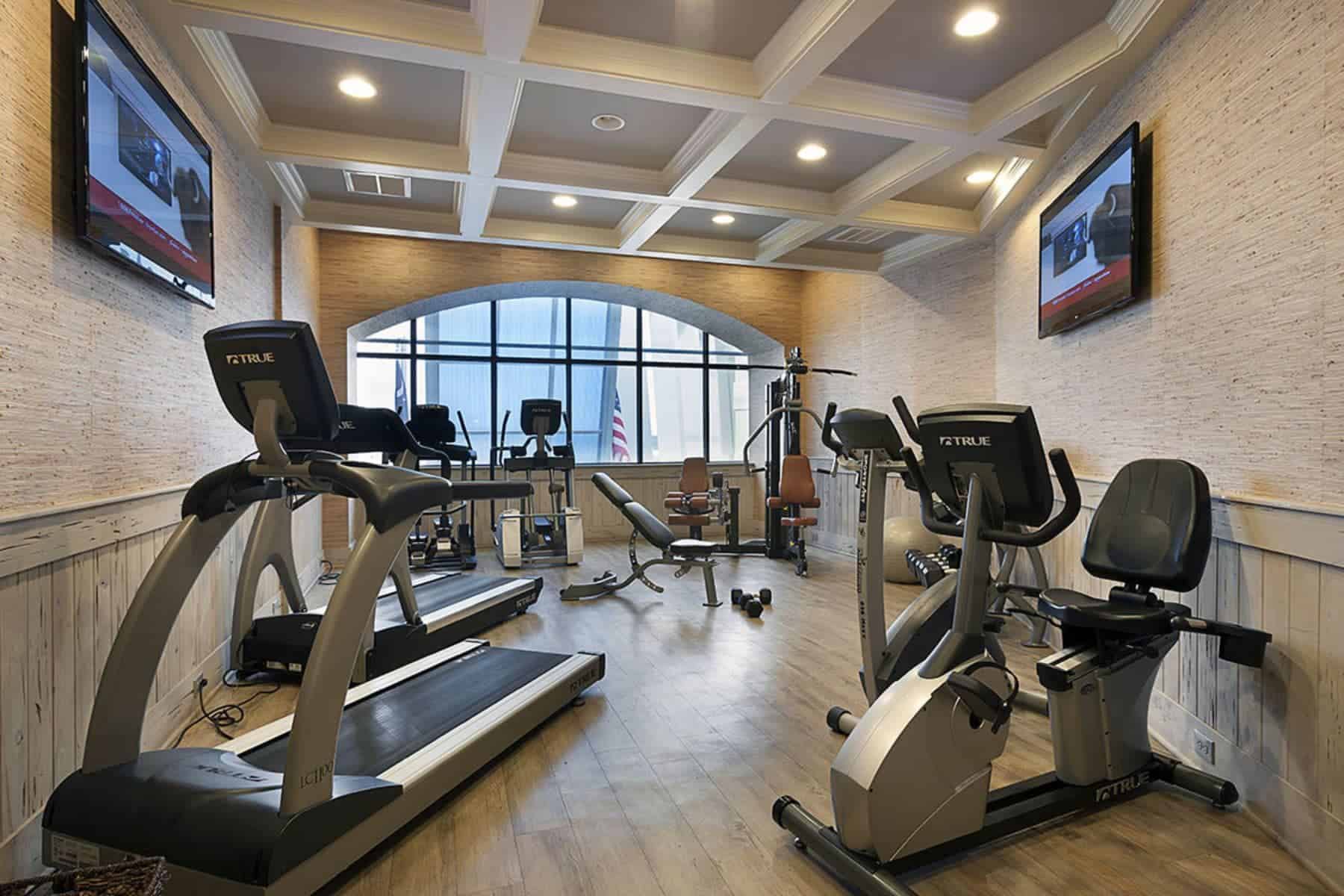 coral-beach-resort-and-suites-gym