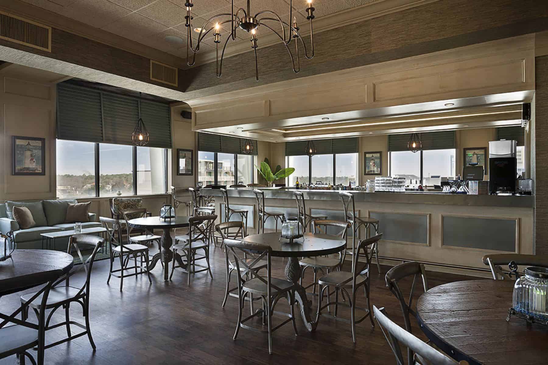 coral-beach-resort-and-suites-restaurant