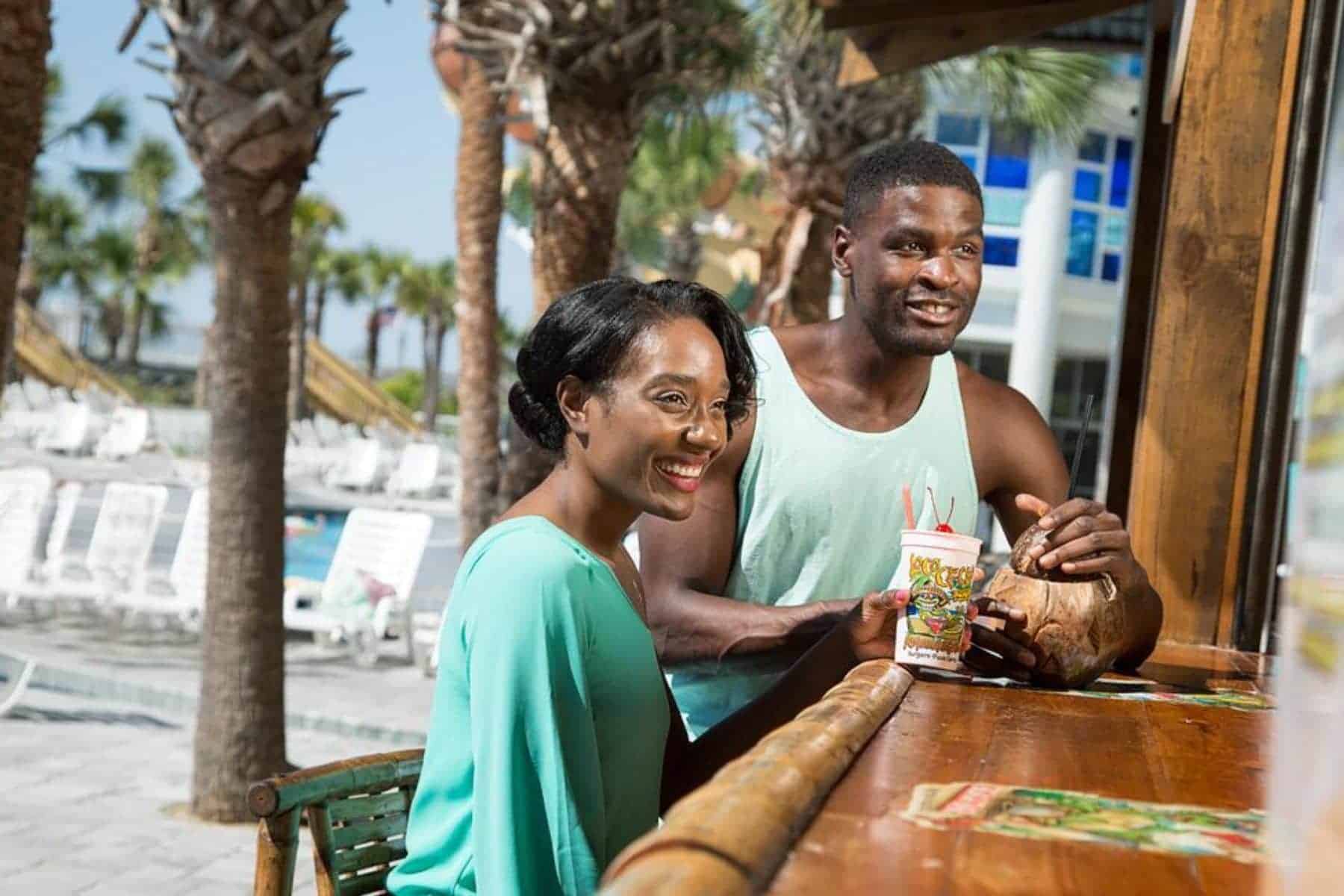 Crown Reef Beach Resort And Waterpark Drinks