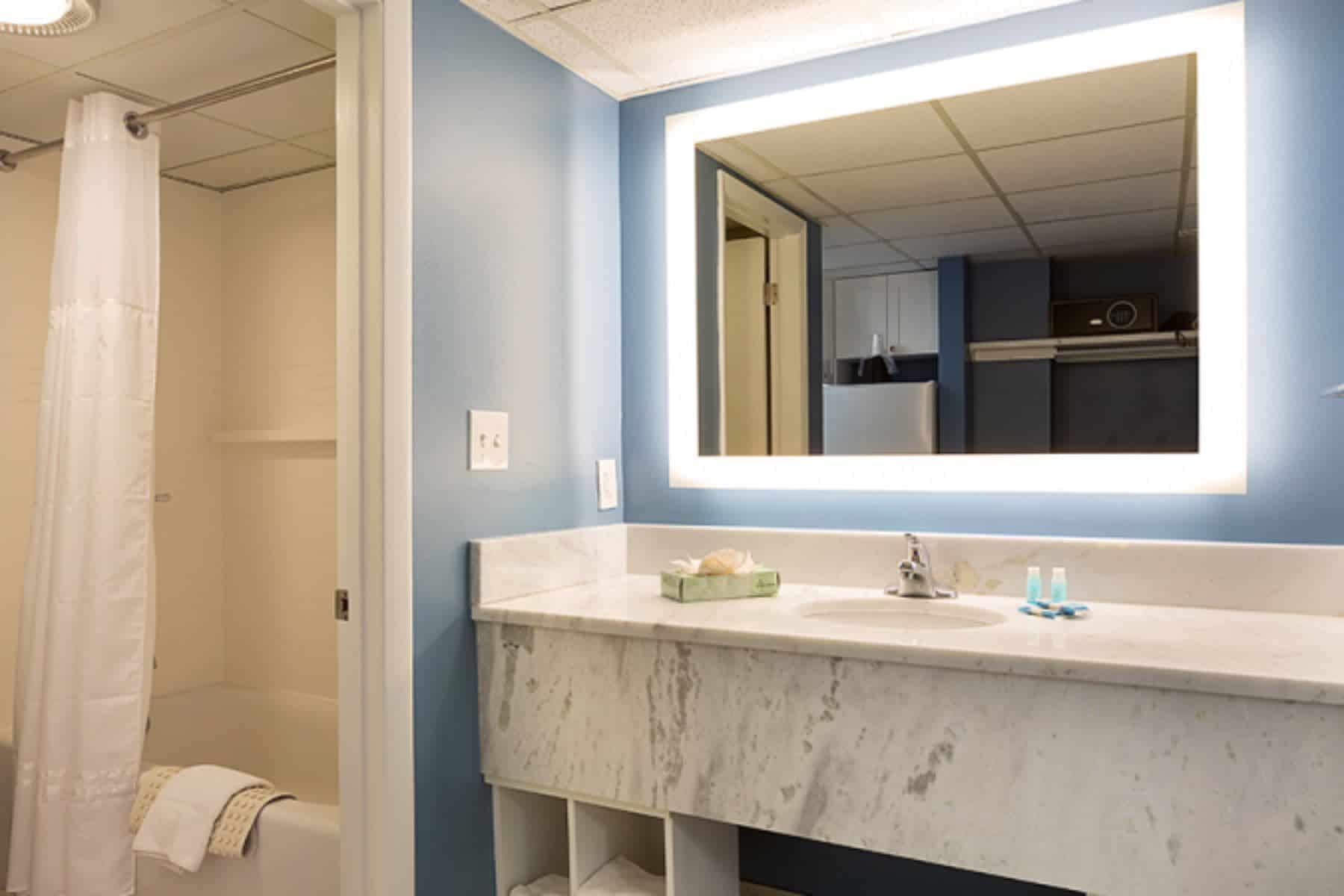 Dayton House Resort Comfort Room