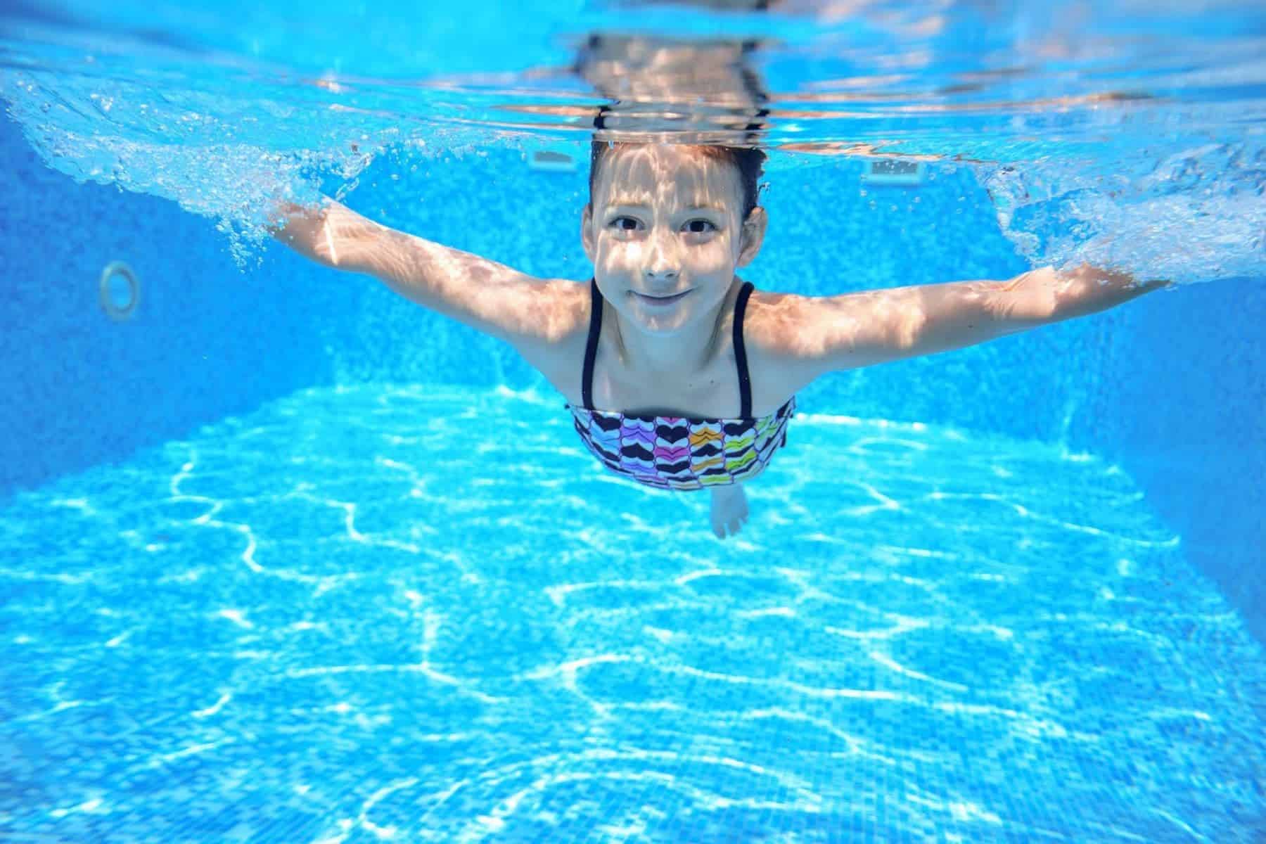 delton-grand-resort-pool