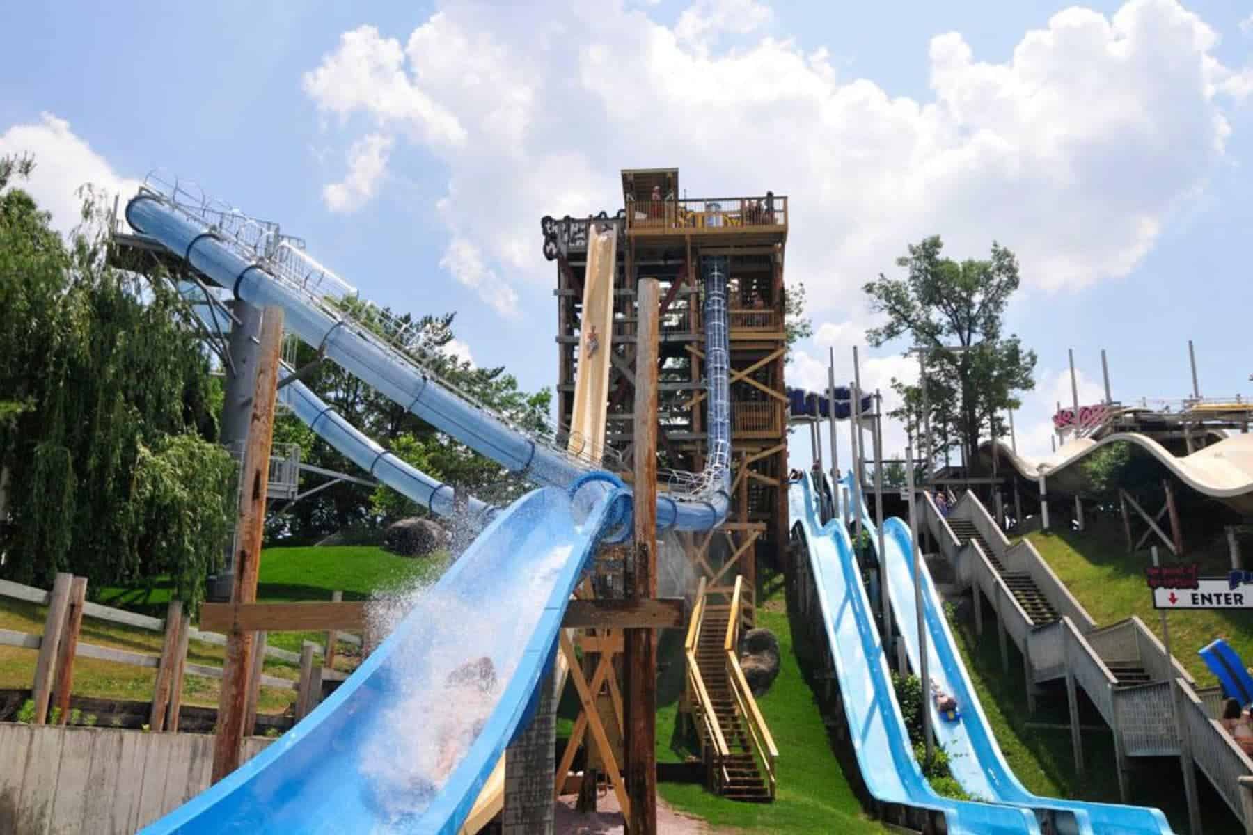delton-grand-resort-slide