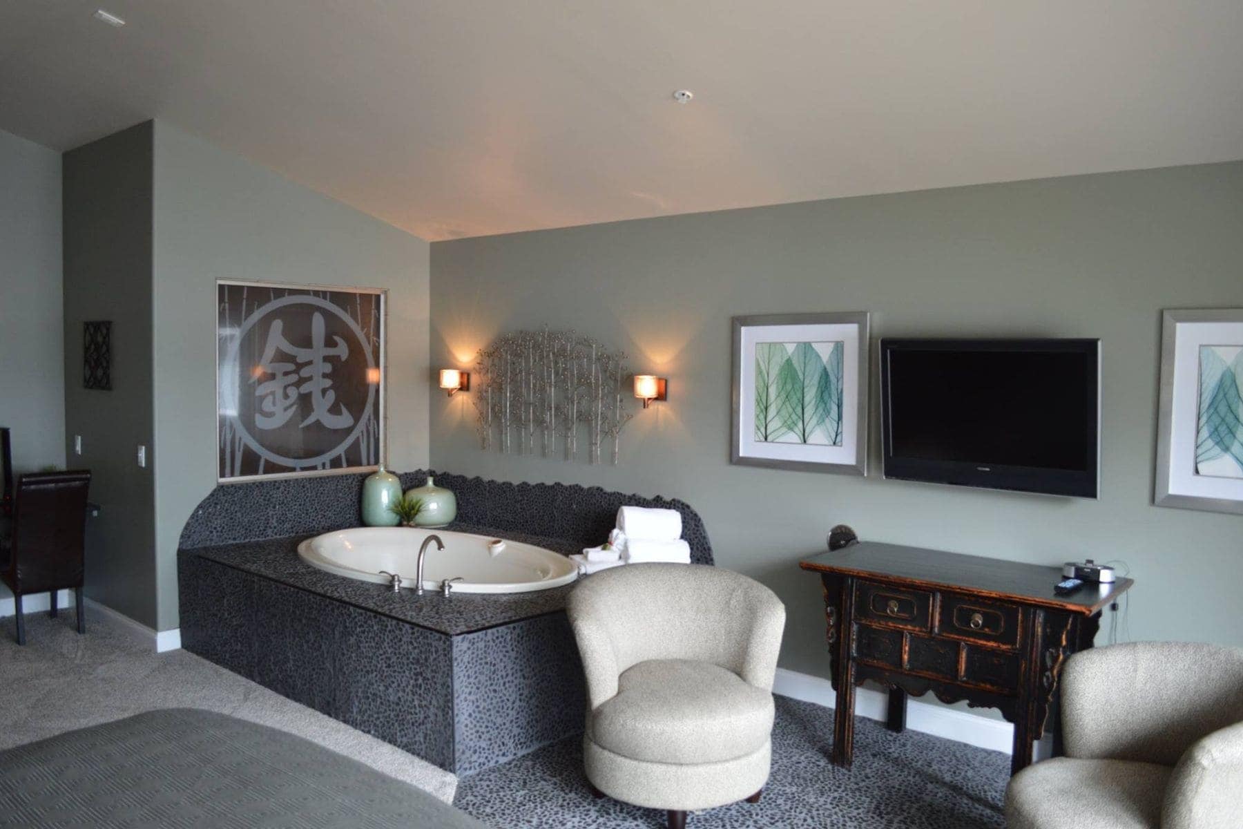 Delton Grand Resort Tubs