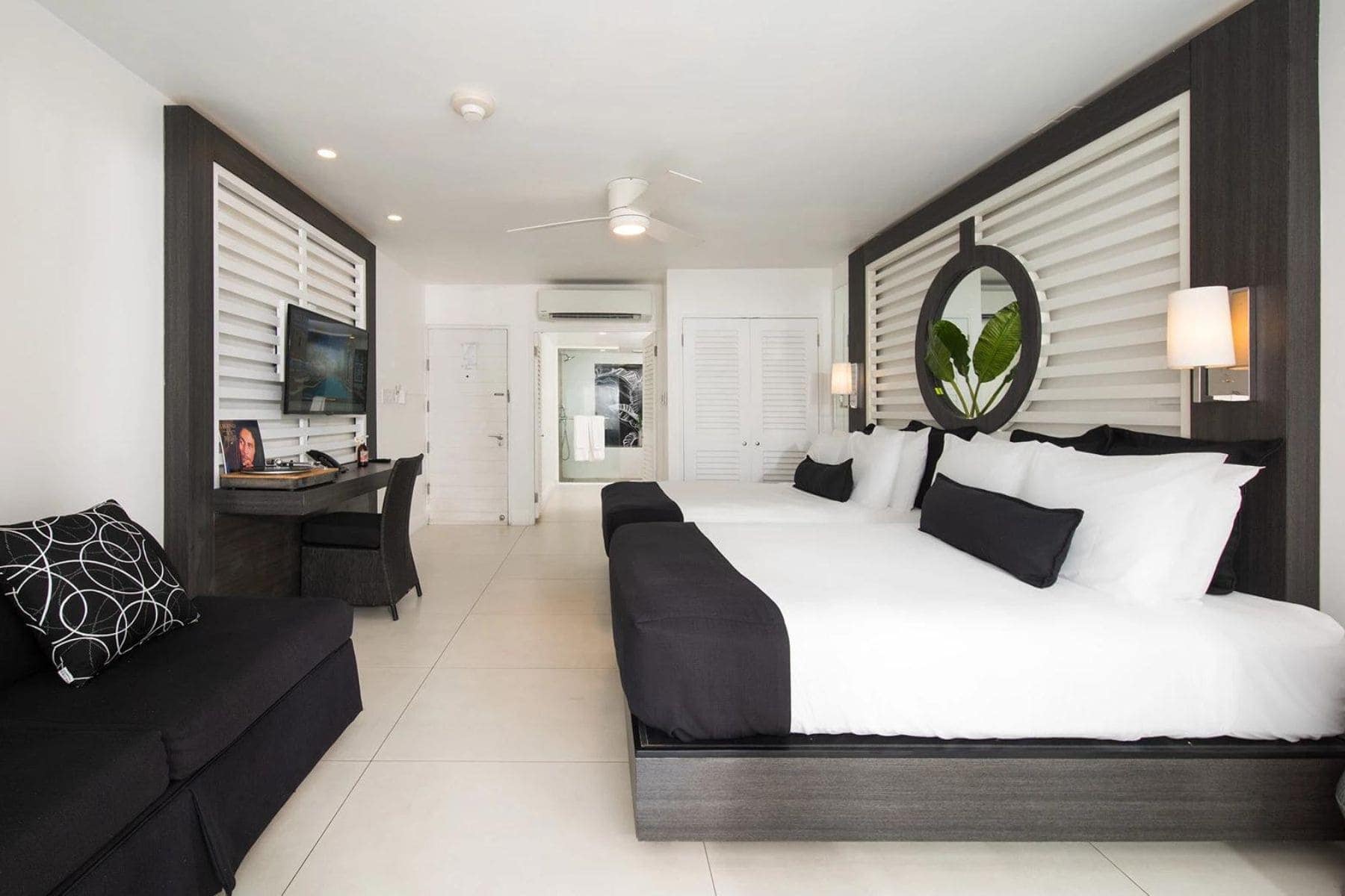 Deluxe Double Room Ocean At Shotel