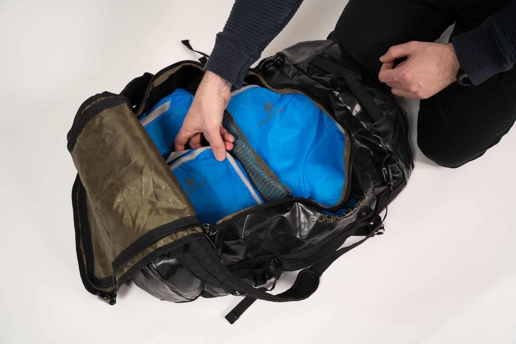 eagle-creek-pack-it-pack-inside-bigger-bag