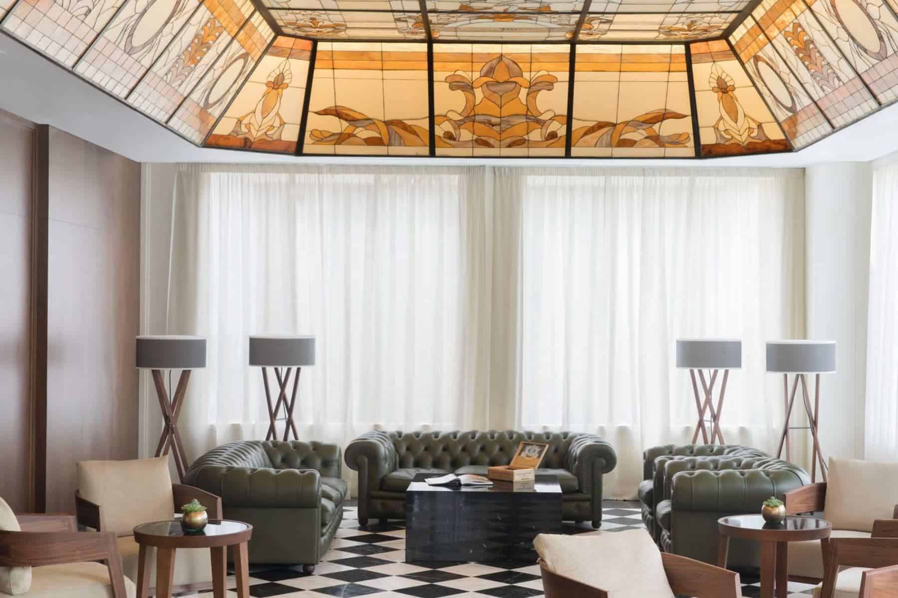 excellence-playa-mujeres-sofa