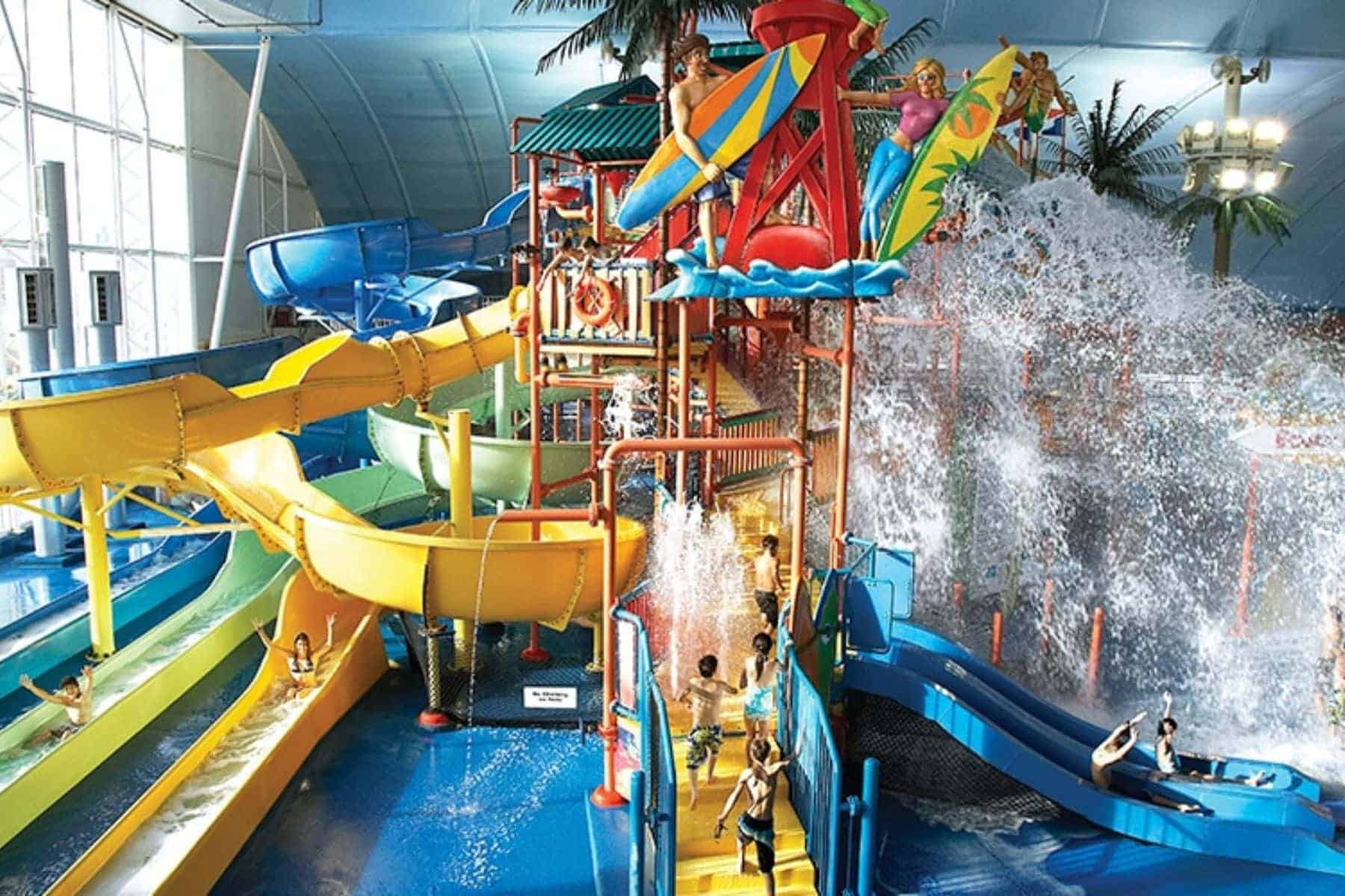fallsview-indoor-waterpark-side
