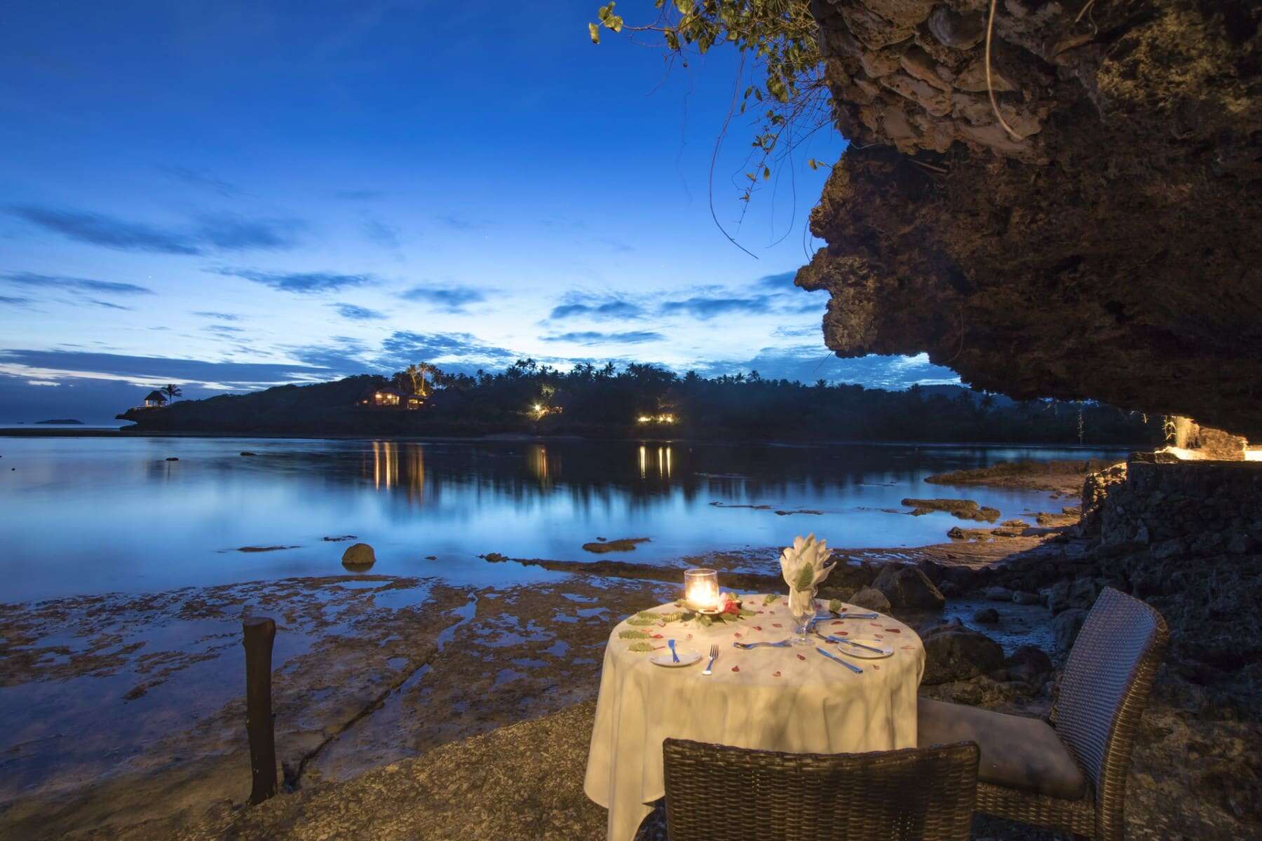 Savasi Island Resort Dinner Setup