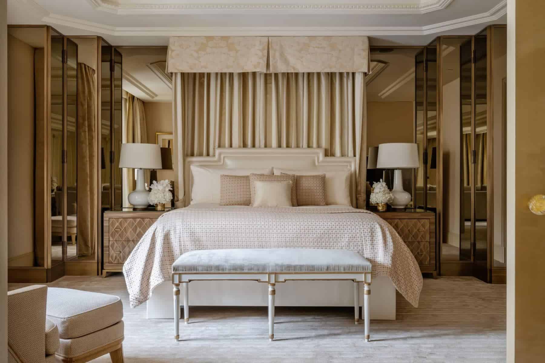 Four Seasons Hotel George V Beds