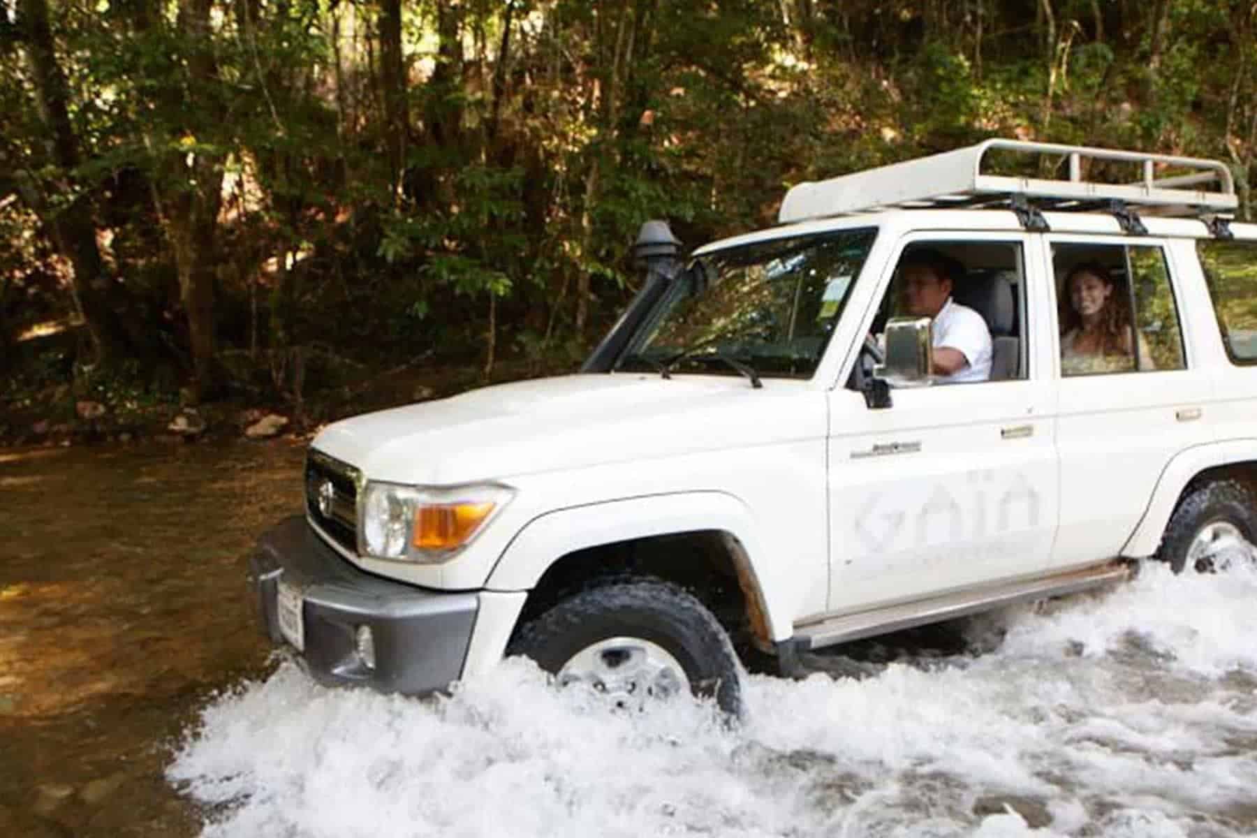 Gaia Riverlodge Suv
