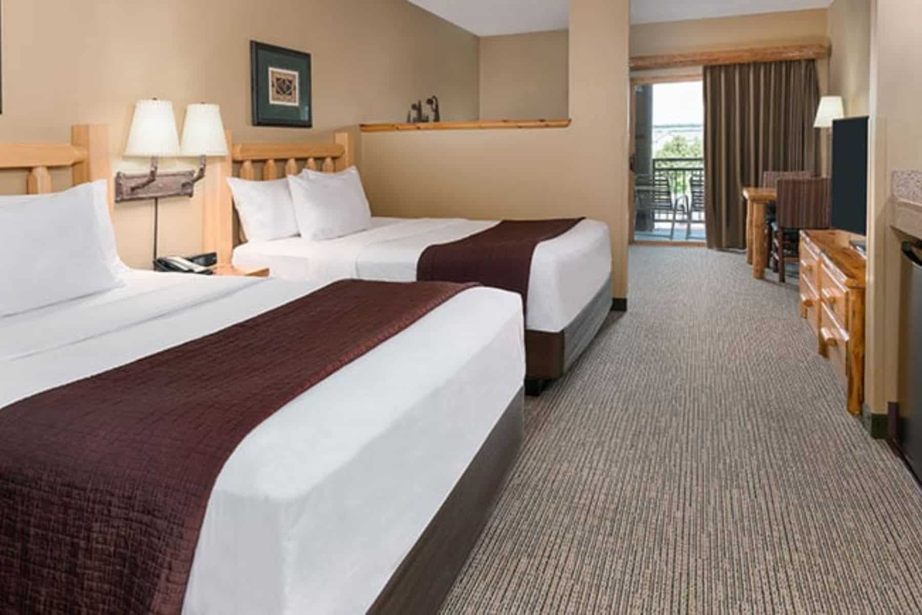 great-wolf-lodge-two-beds