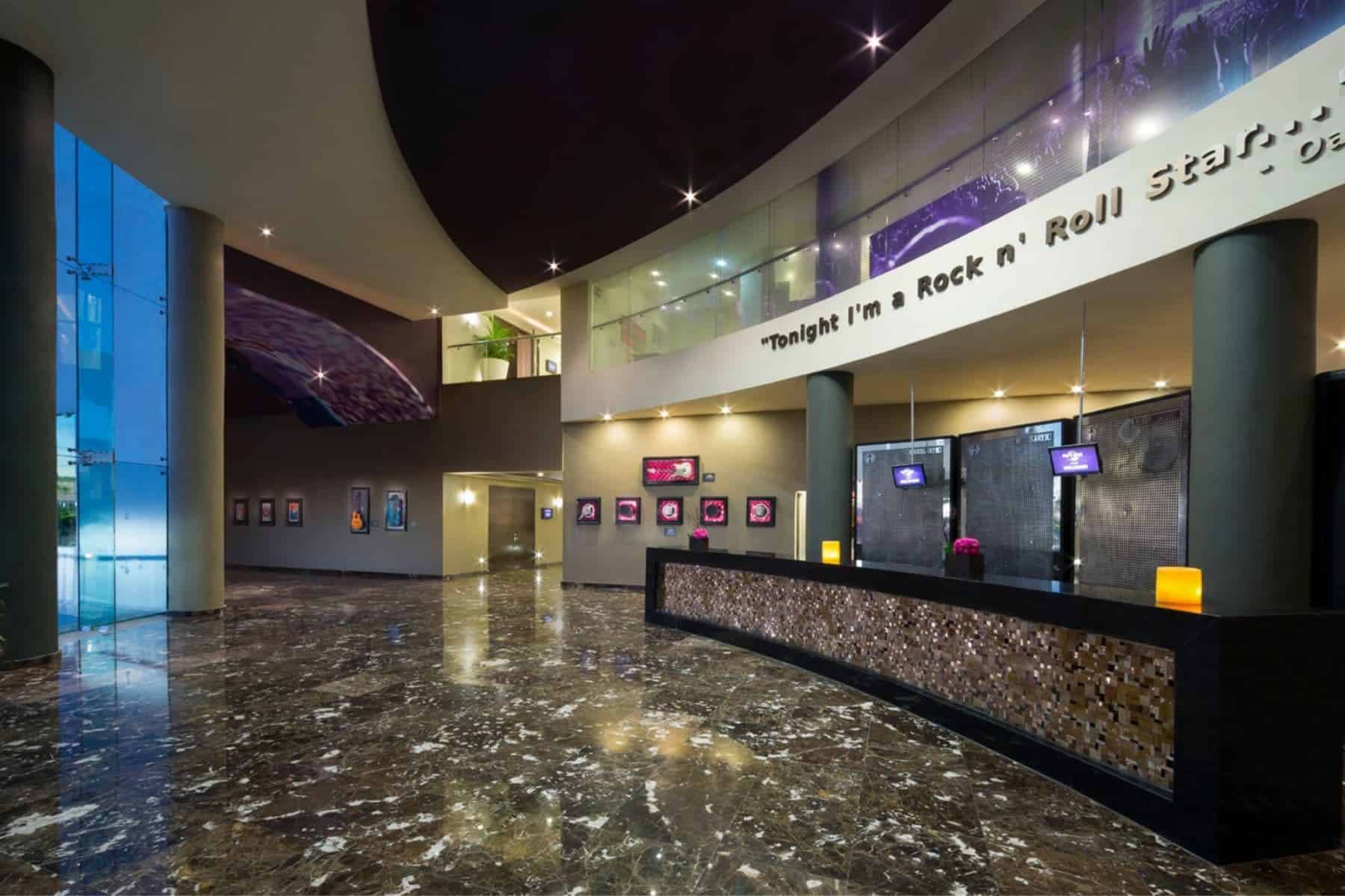 hard-rock-hotel-cancun-lobby
