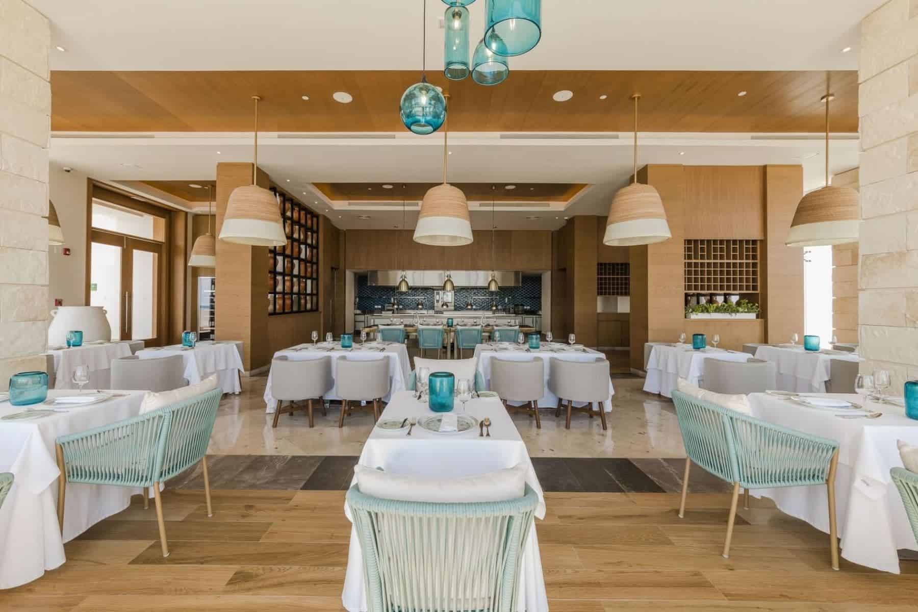 haven-riviera-cancun-restaurant