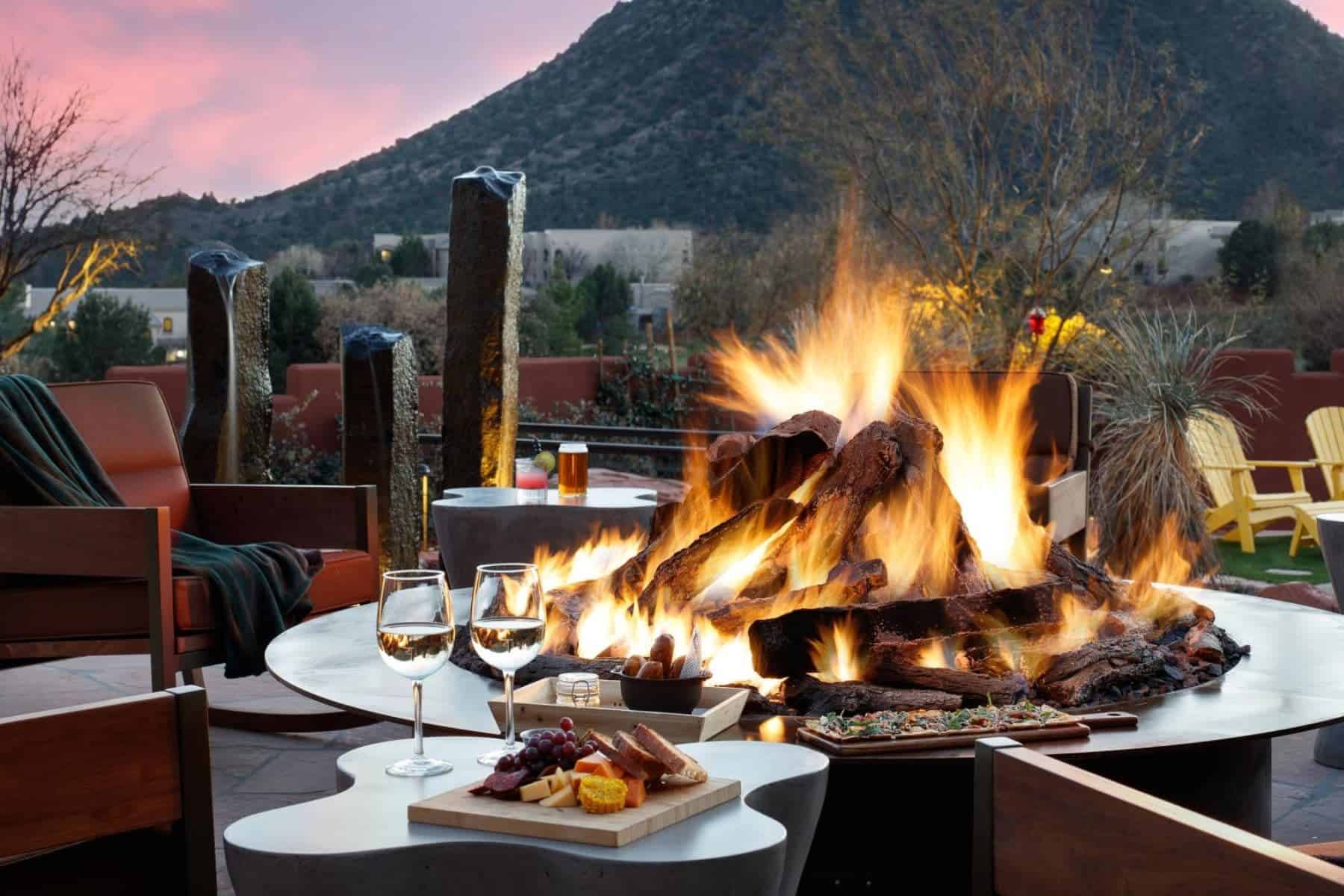 hilton-sedona-resort-at-bell-rock-bon-fire