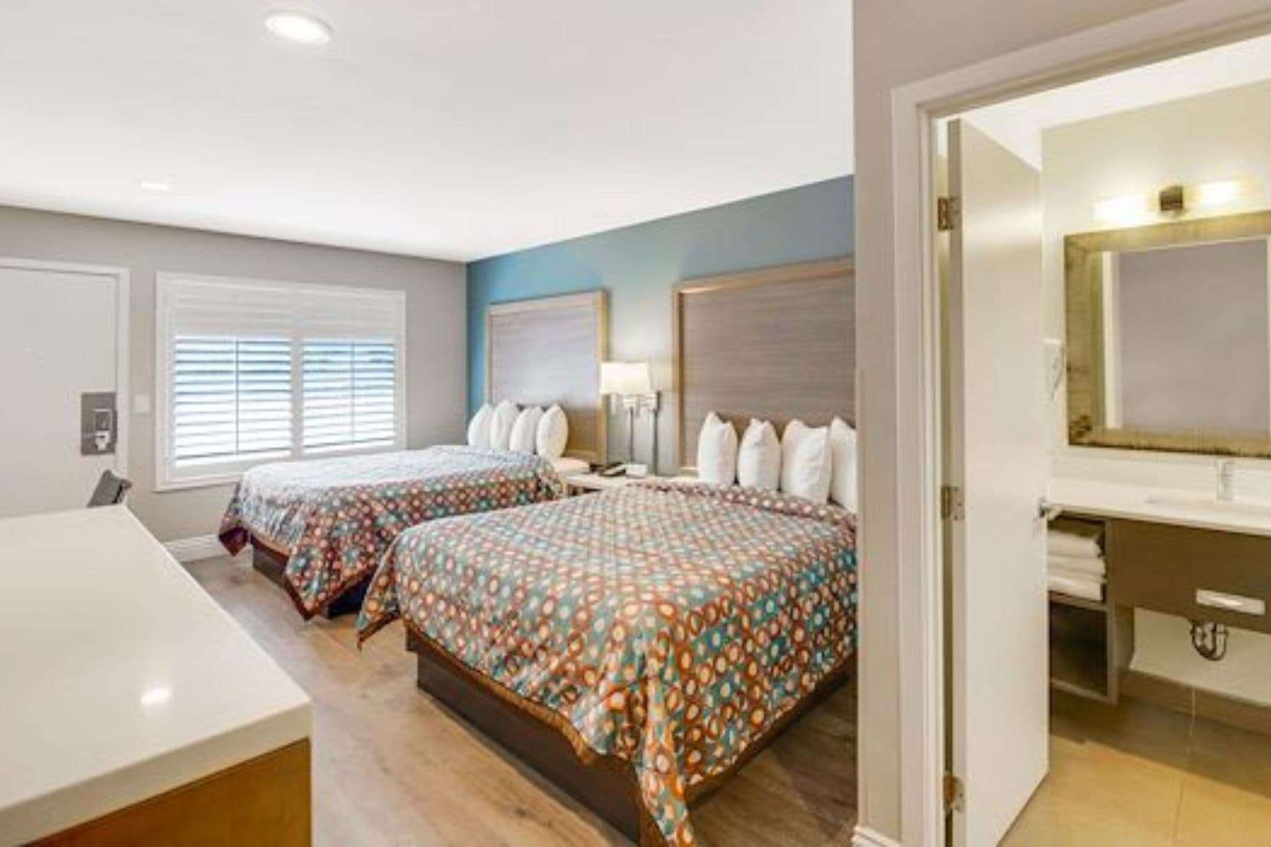 Hotel 414 Anaheim Two Beds