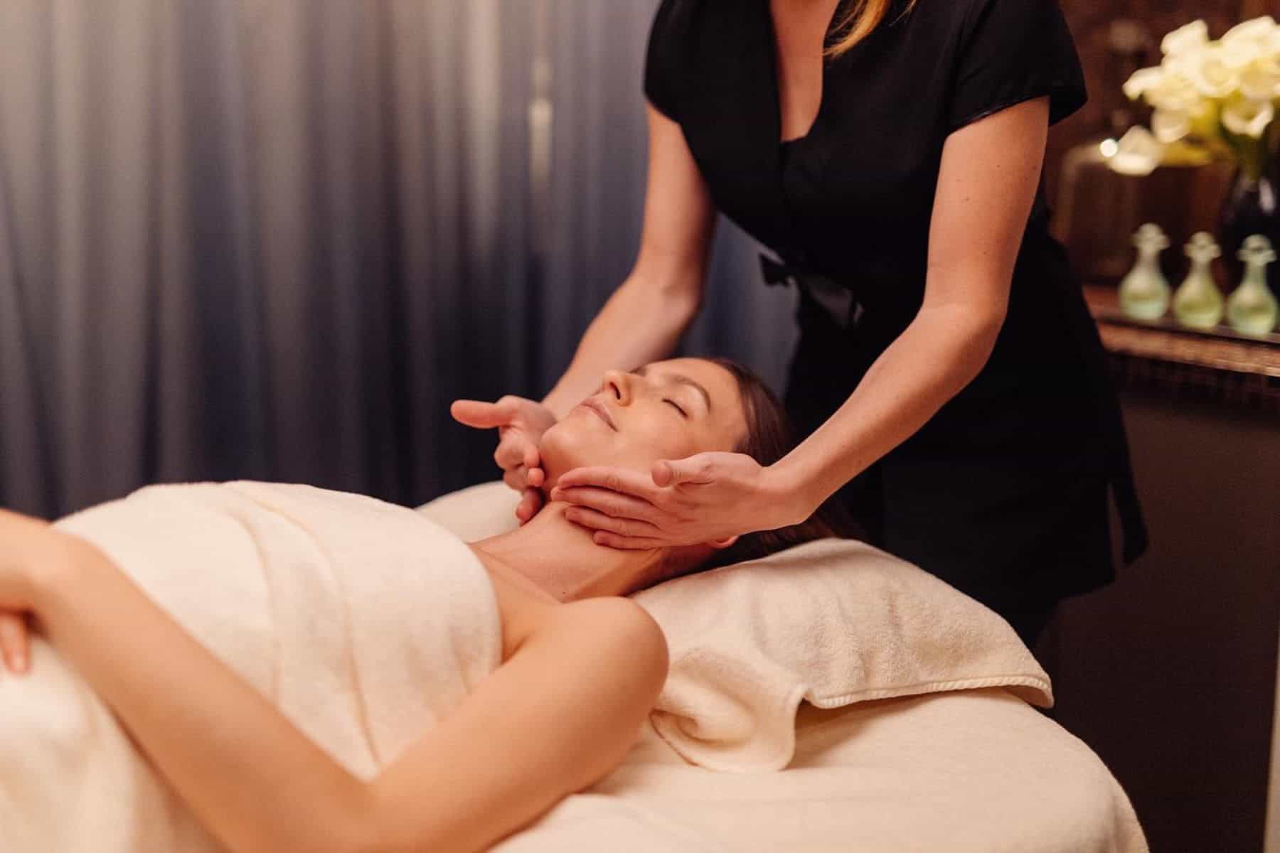 Hotel Barriere Le Fouquets Spa