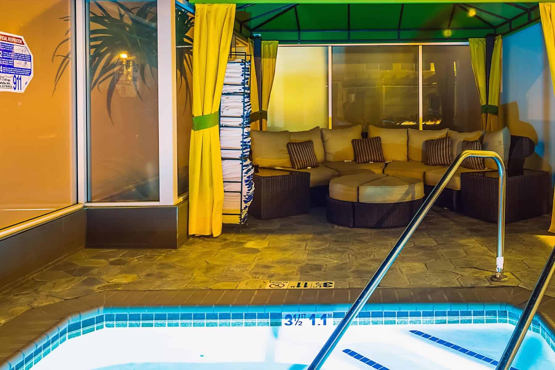 hotel-indigo-anaheim-pools