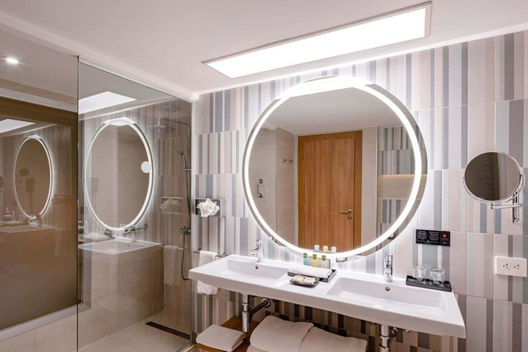 hotel-riu-palace-antillas-resort-bathroom