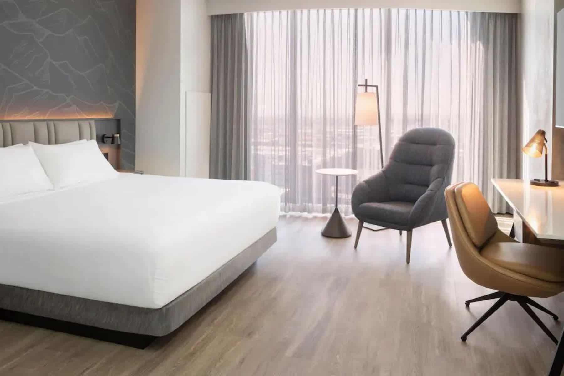 Hyatt Regency Salt Lake City Bed Room