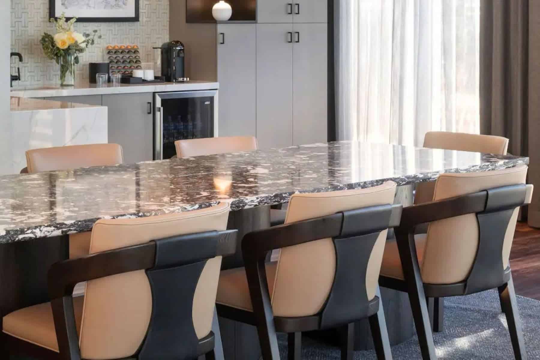 Hyatt Regency Salt Lake City Table