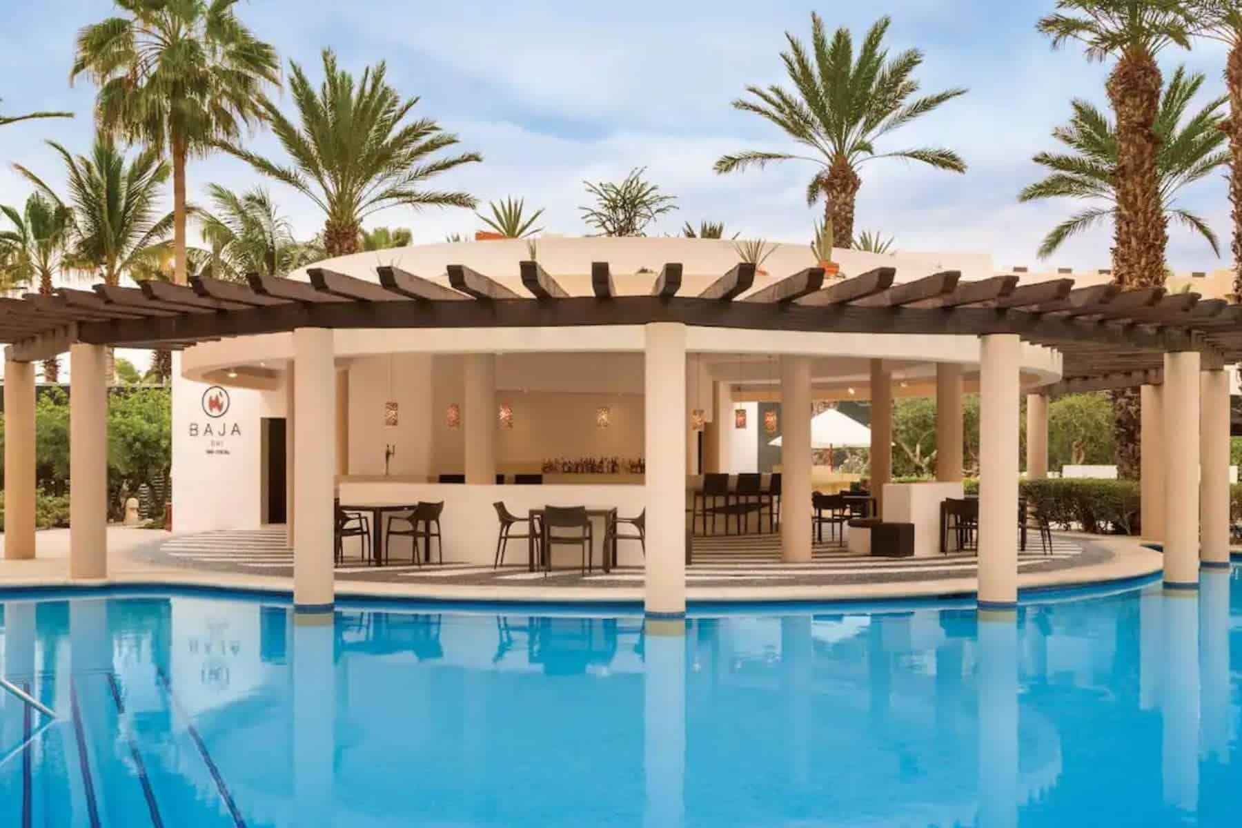 hyatt-ziva-los-cabo-pool-bar