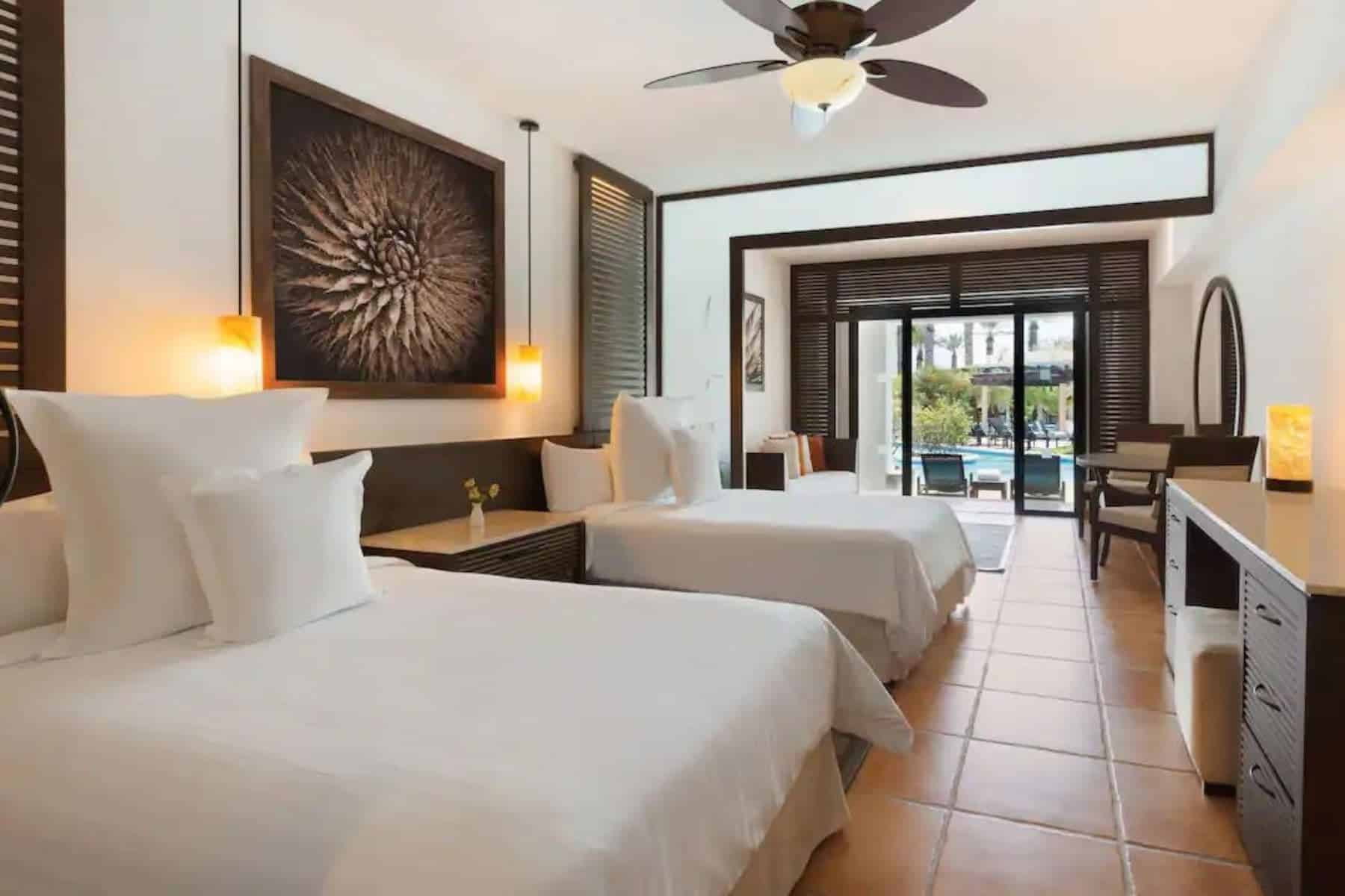 hyatt-ziva-los-cabos-bed-room