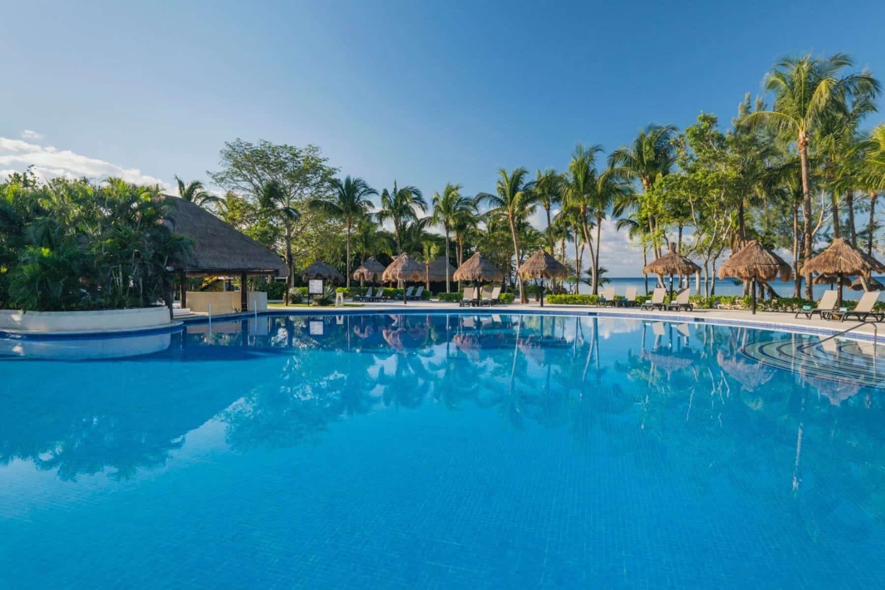 iberostar-cozumel-side-pool
