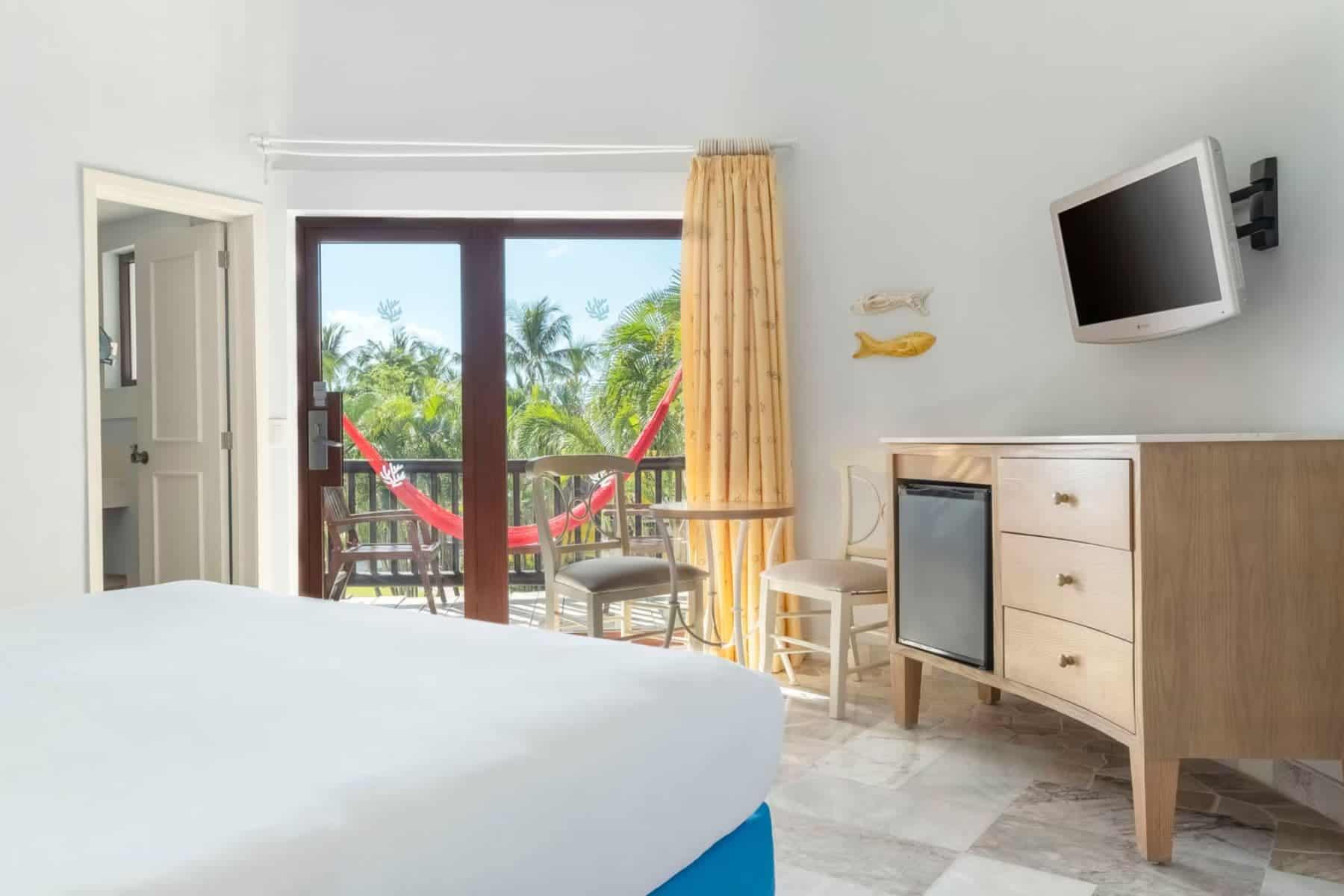 iberostar-cozumel-tv