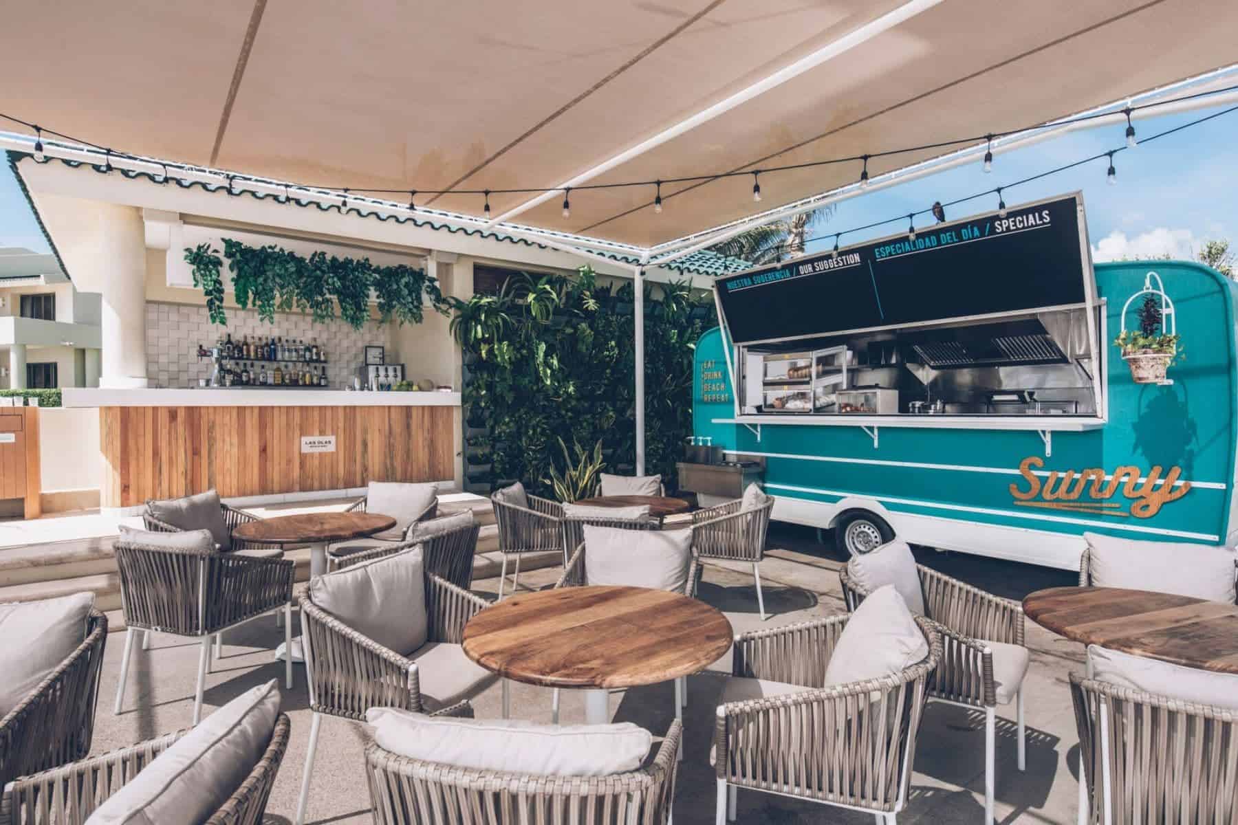 iberostar-selection-cancun-food-truck