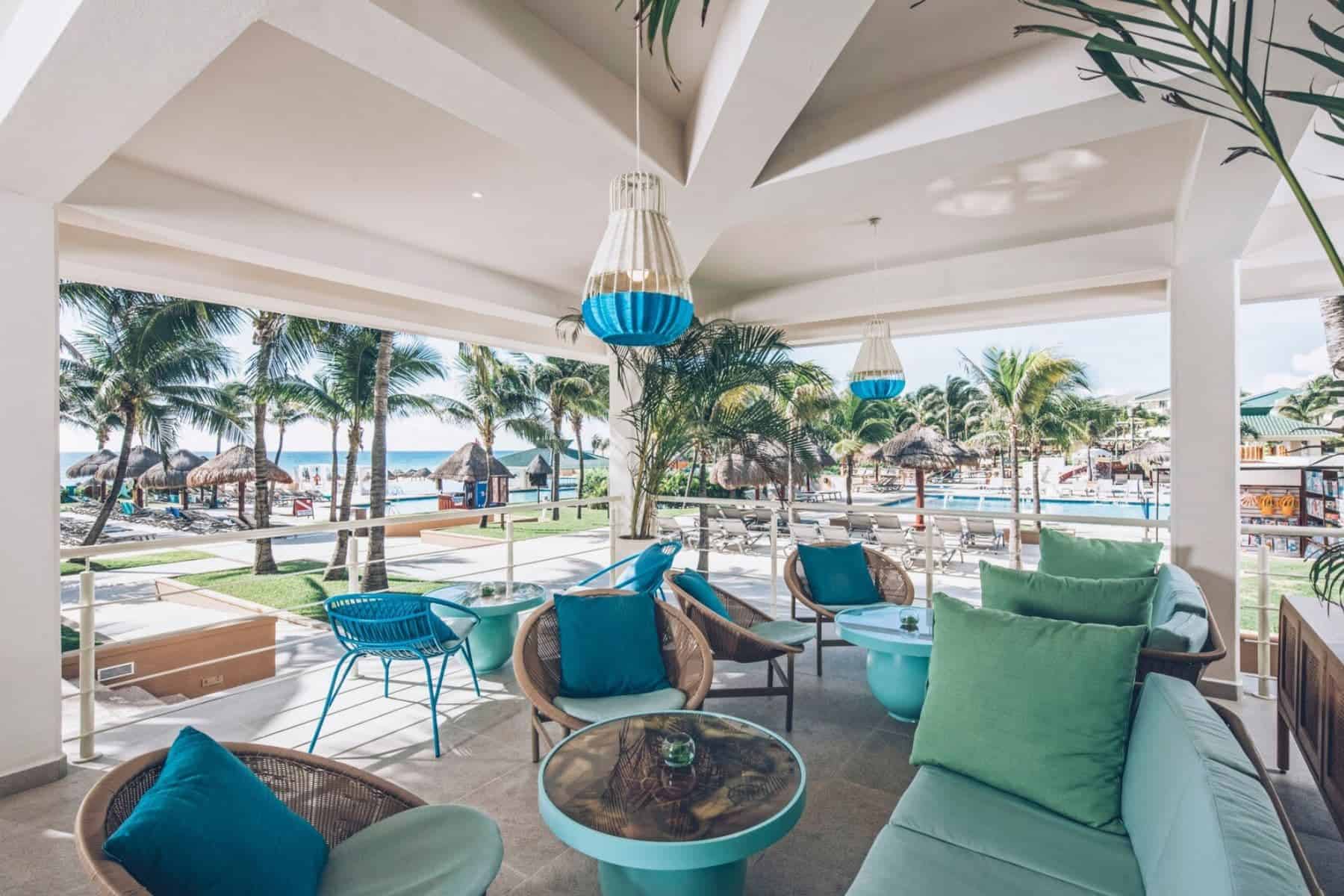 iberostar-selection-cancun-sofa