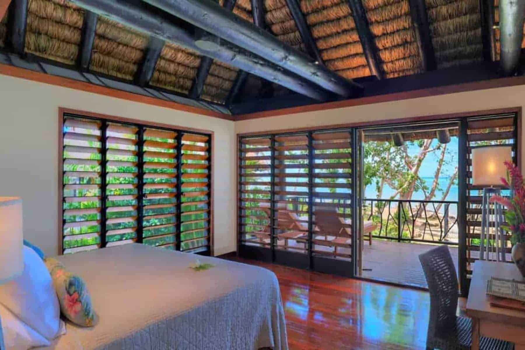 jean-michel-cousteau-resort-point-reef-bed