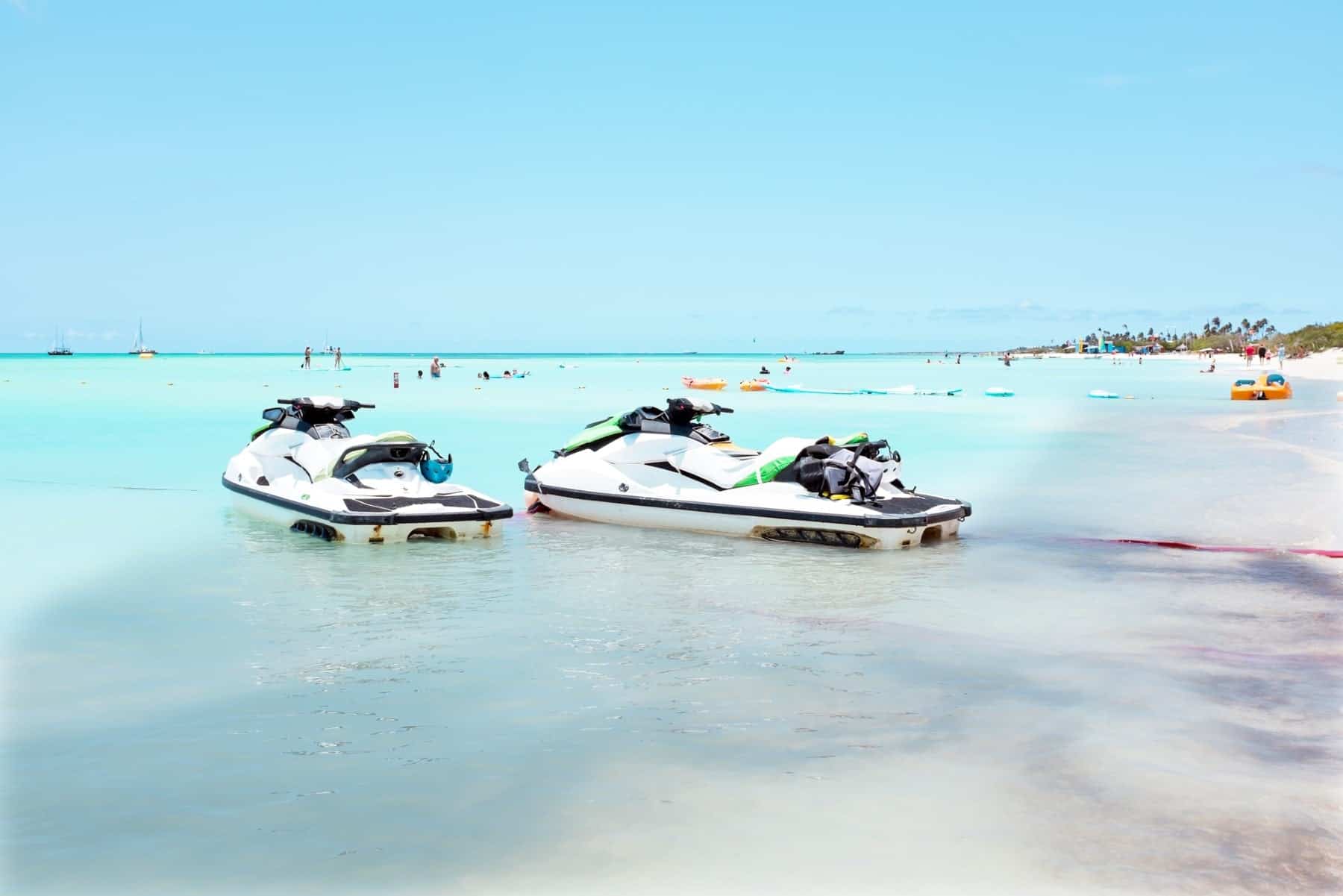 jet-skiing-aruba-eagle-beach