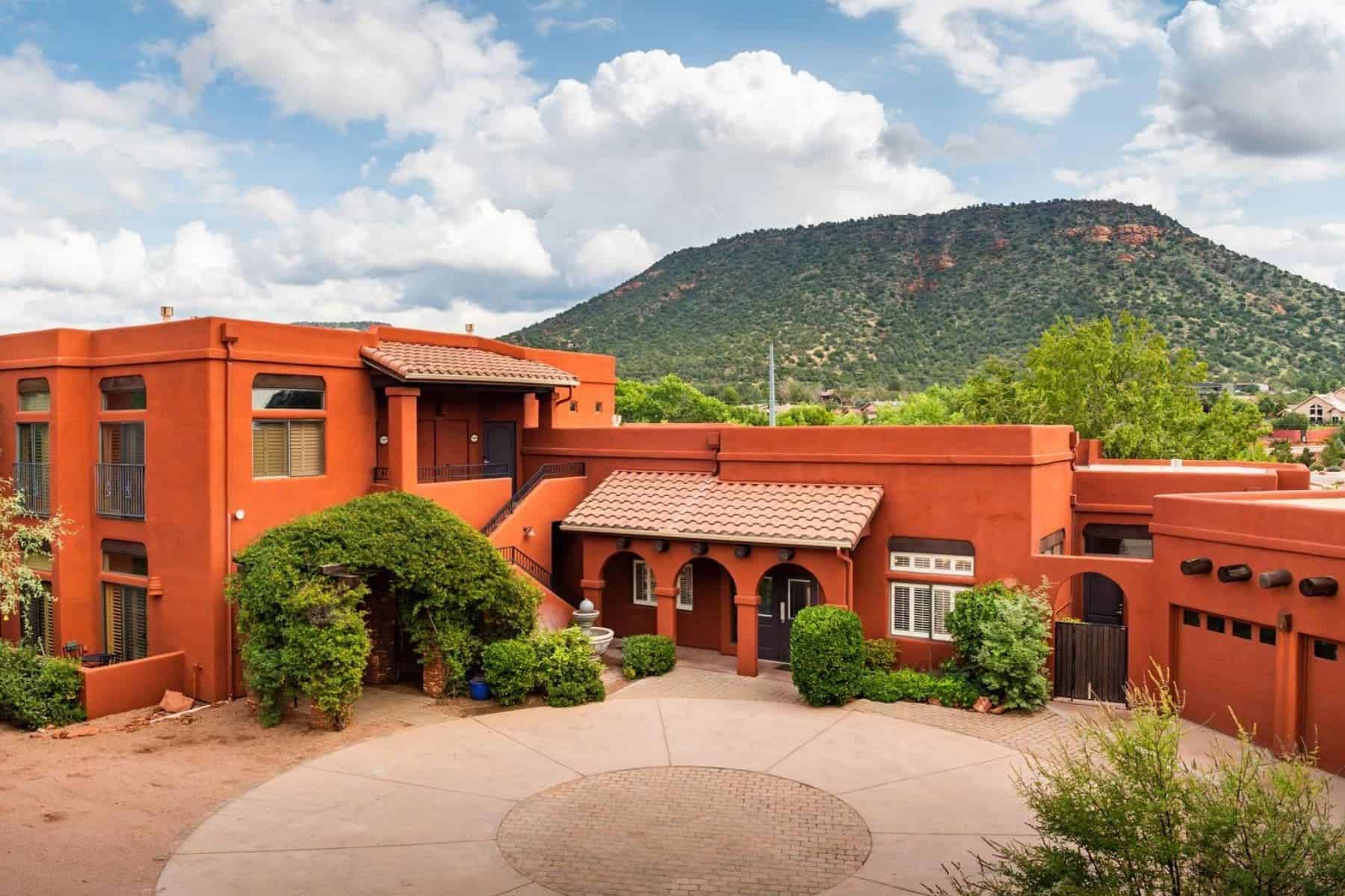 las-posadas-of-sedona-front