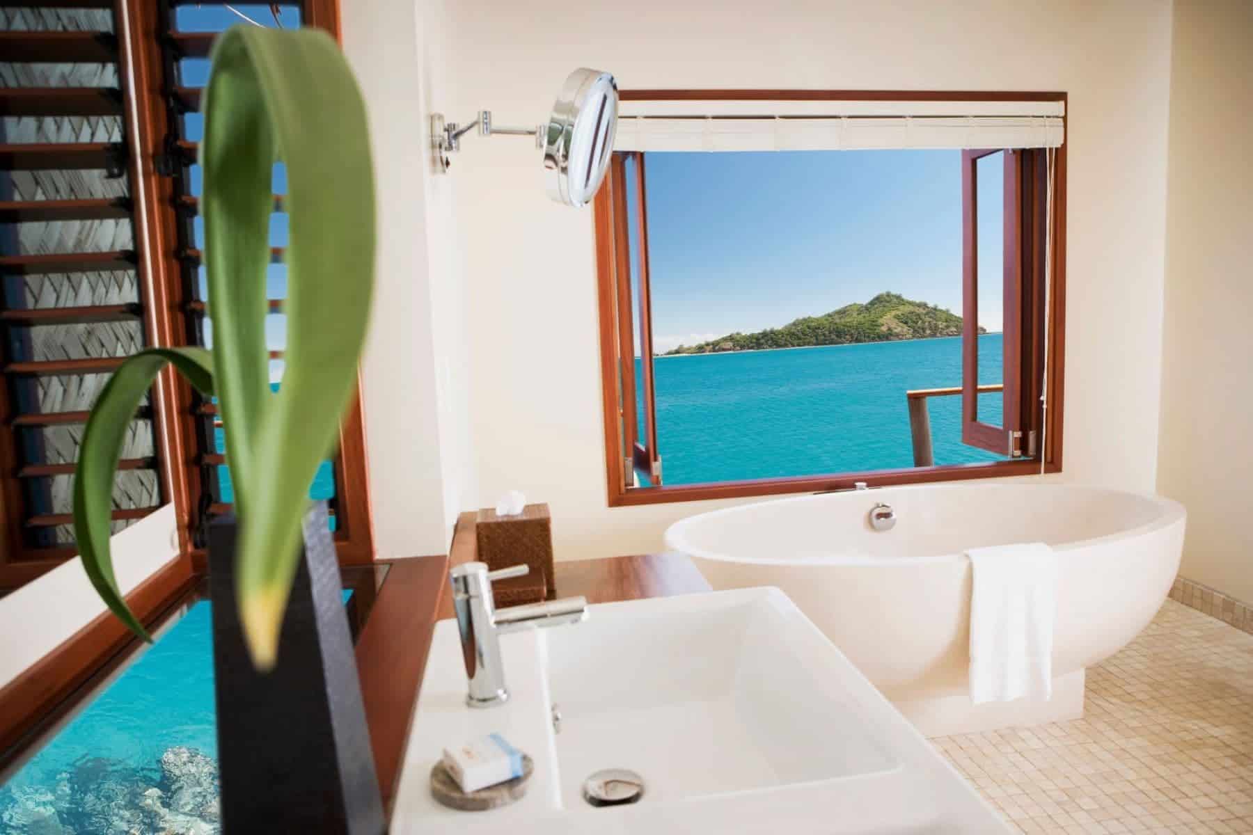 likuliku-lagoon-resort-bath