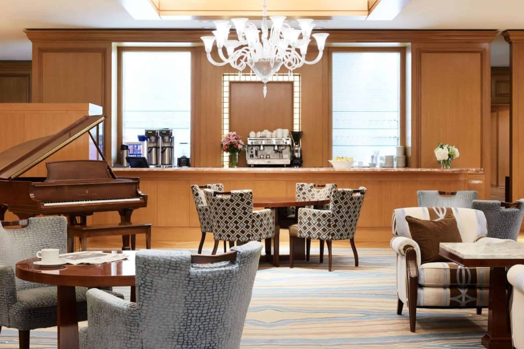 Little America Hotel Lobby Room